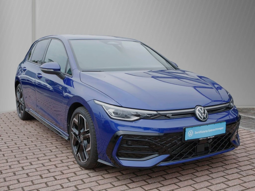 Volkswagen-Golf-image-2