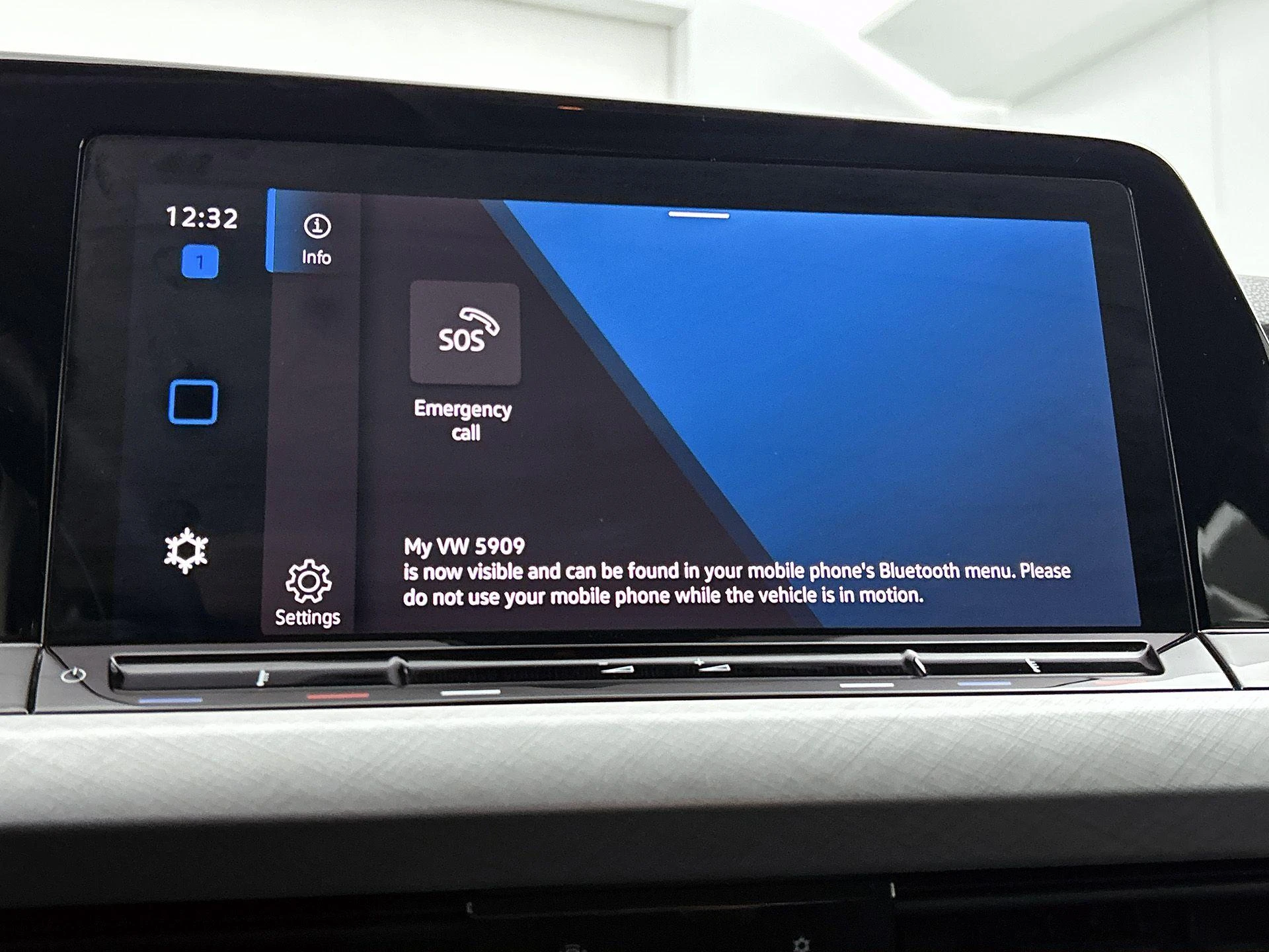 Volkswagen-Golf-image-11