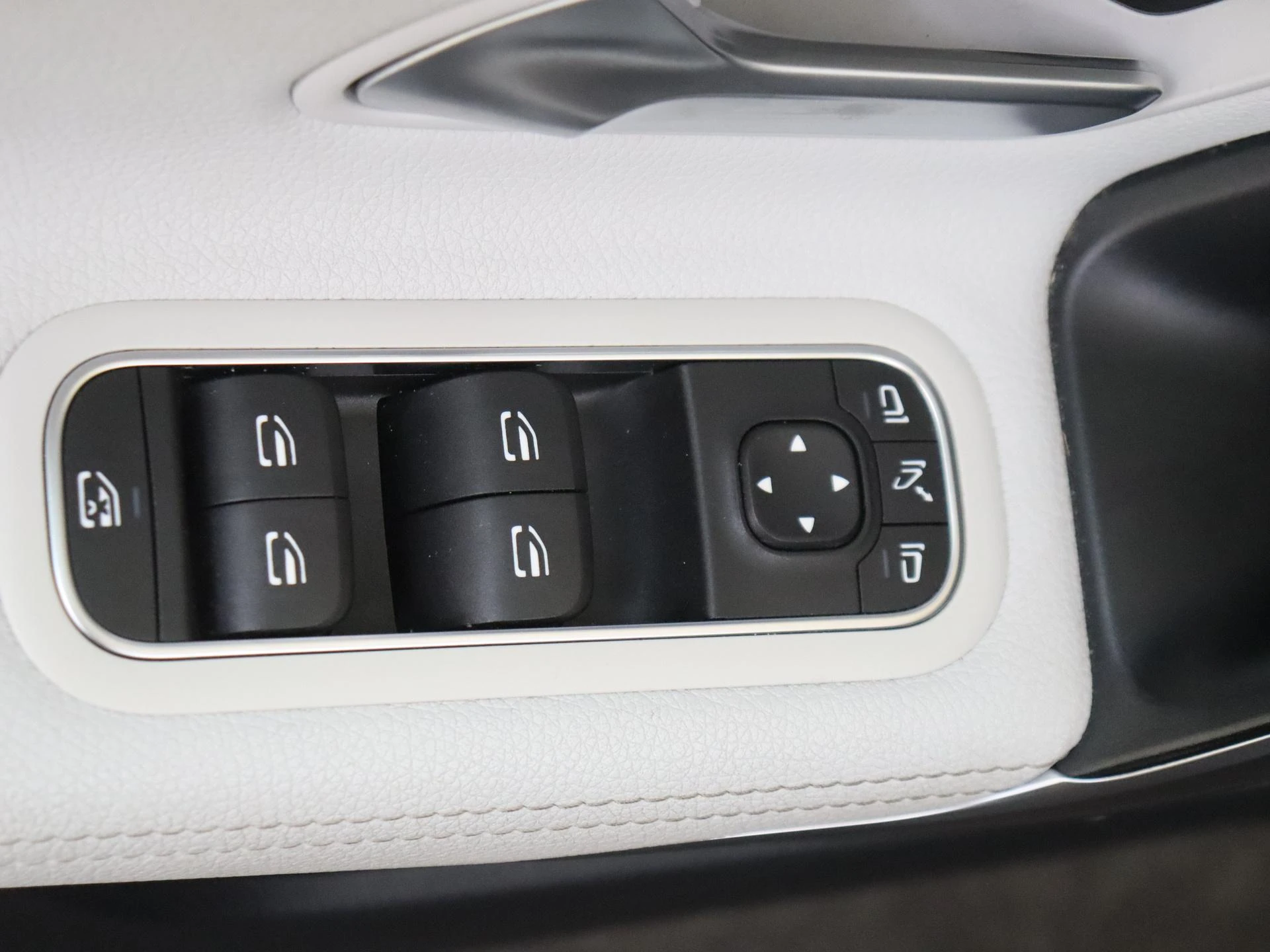 Mercedes-Benz-A-Klasse-image-25