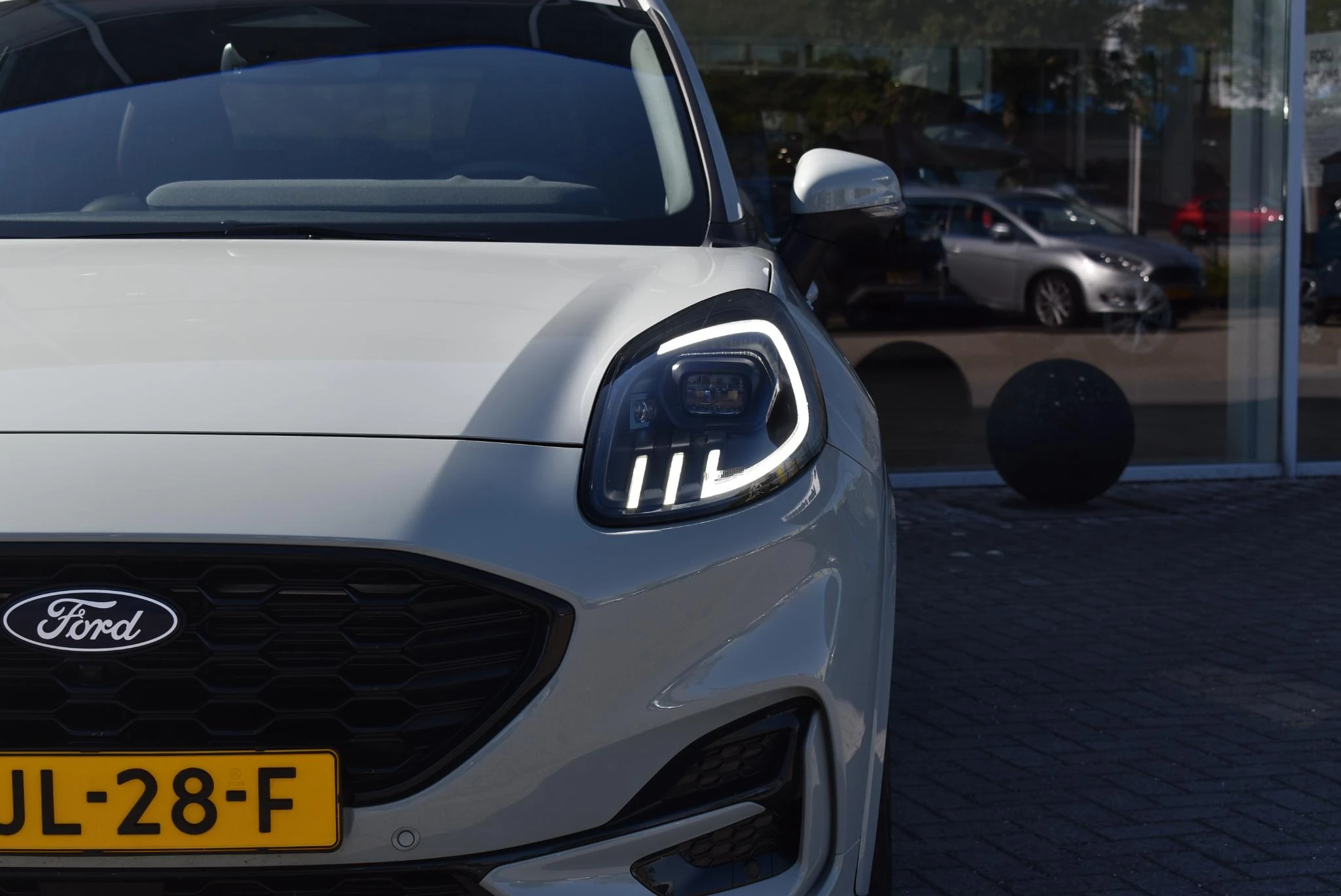 Ford Puma 1.0 EcoBoost Hybrid ST-Line X
