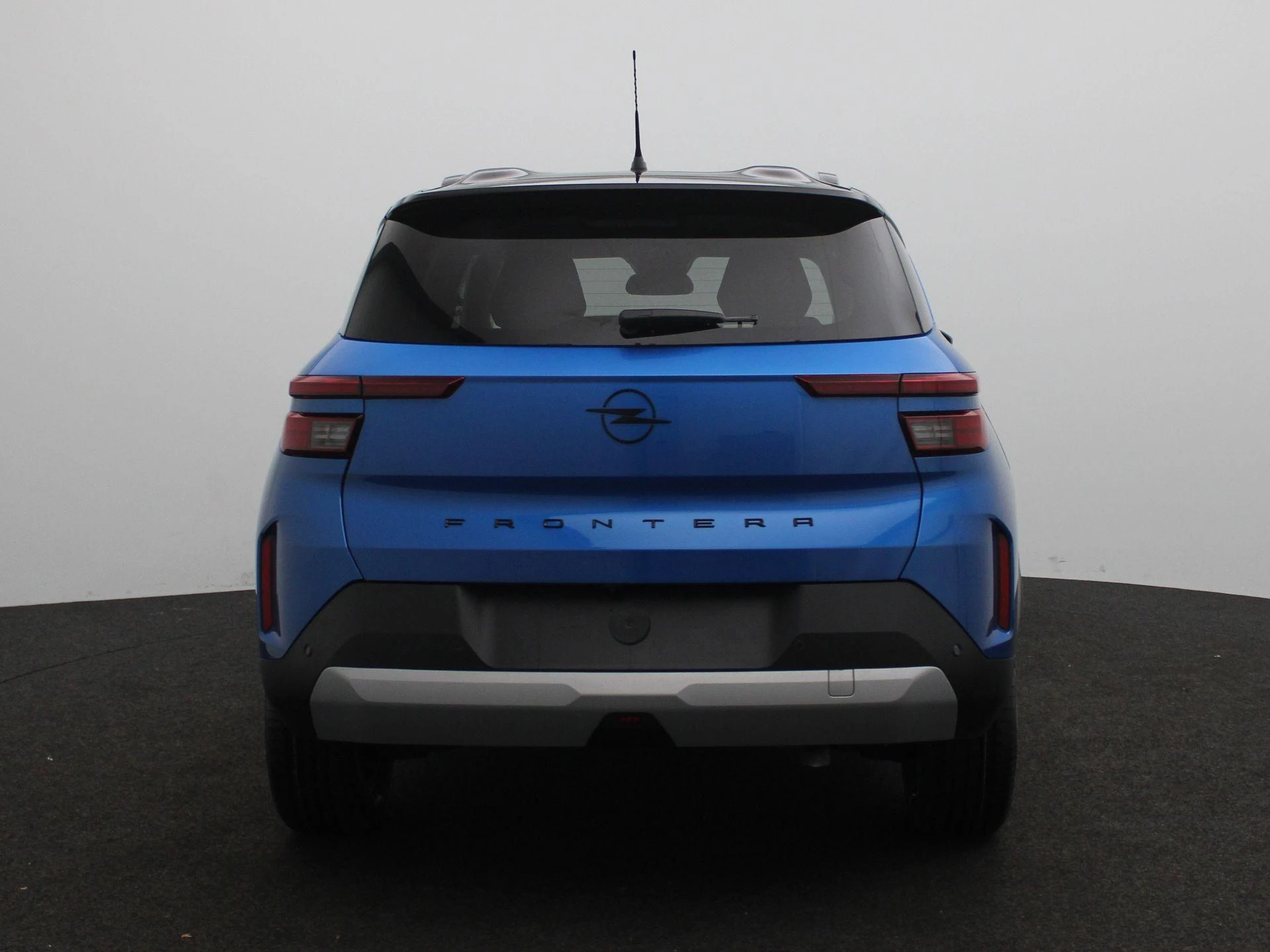 Opel-Frontera-image-4