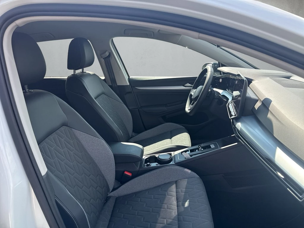 Volkswagen Golf VIII 1.5 TSI eHybrid 150 kW Energy *SOH100%