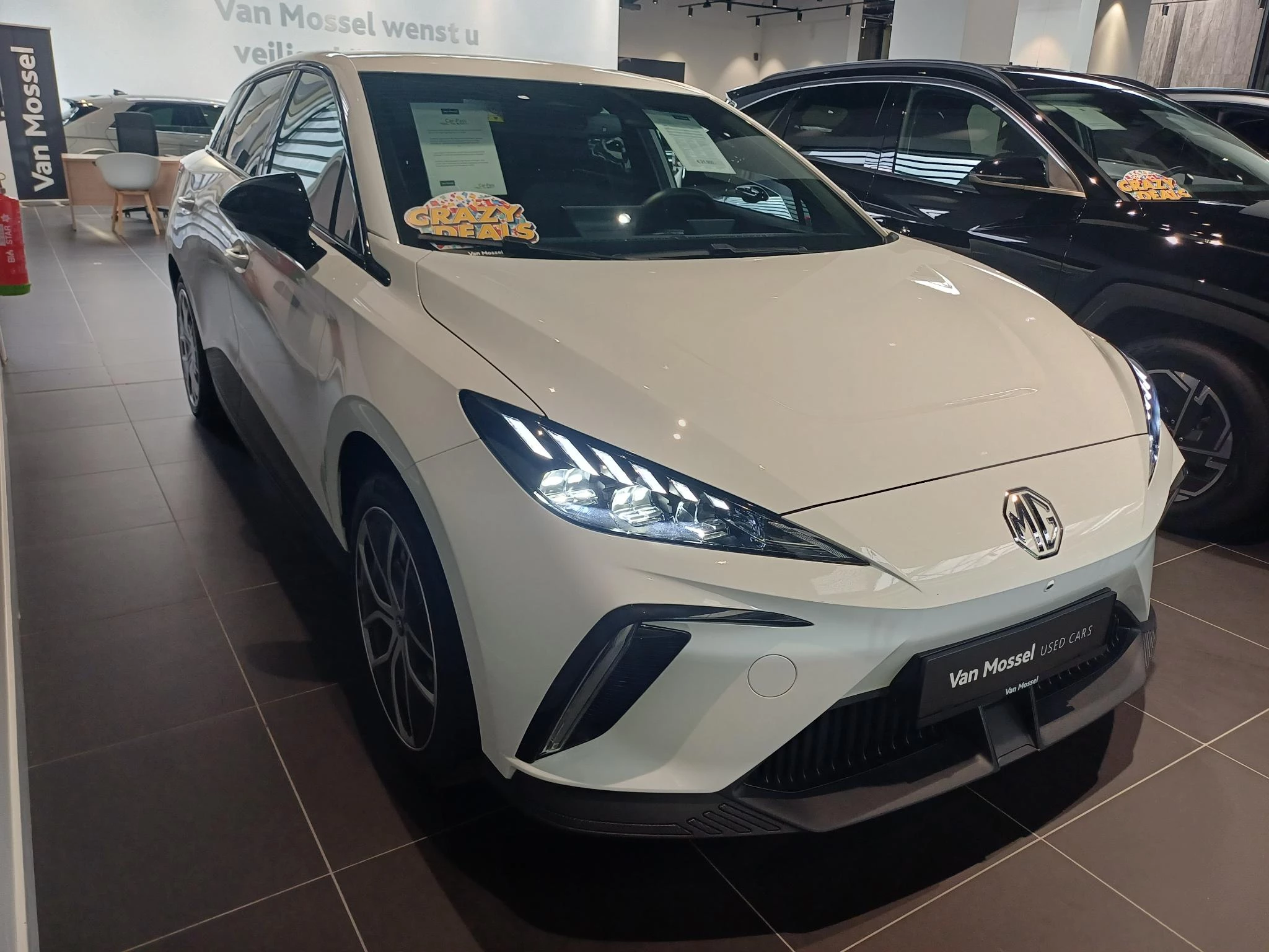 MG MG4 EV 64 kWh Luxury