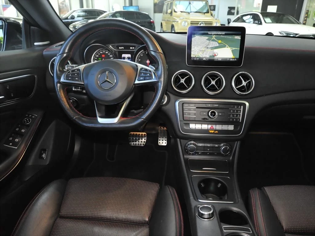 Mercedes-Benz-CLA 250-image-8