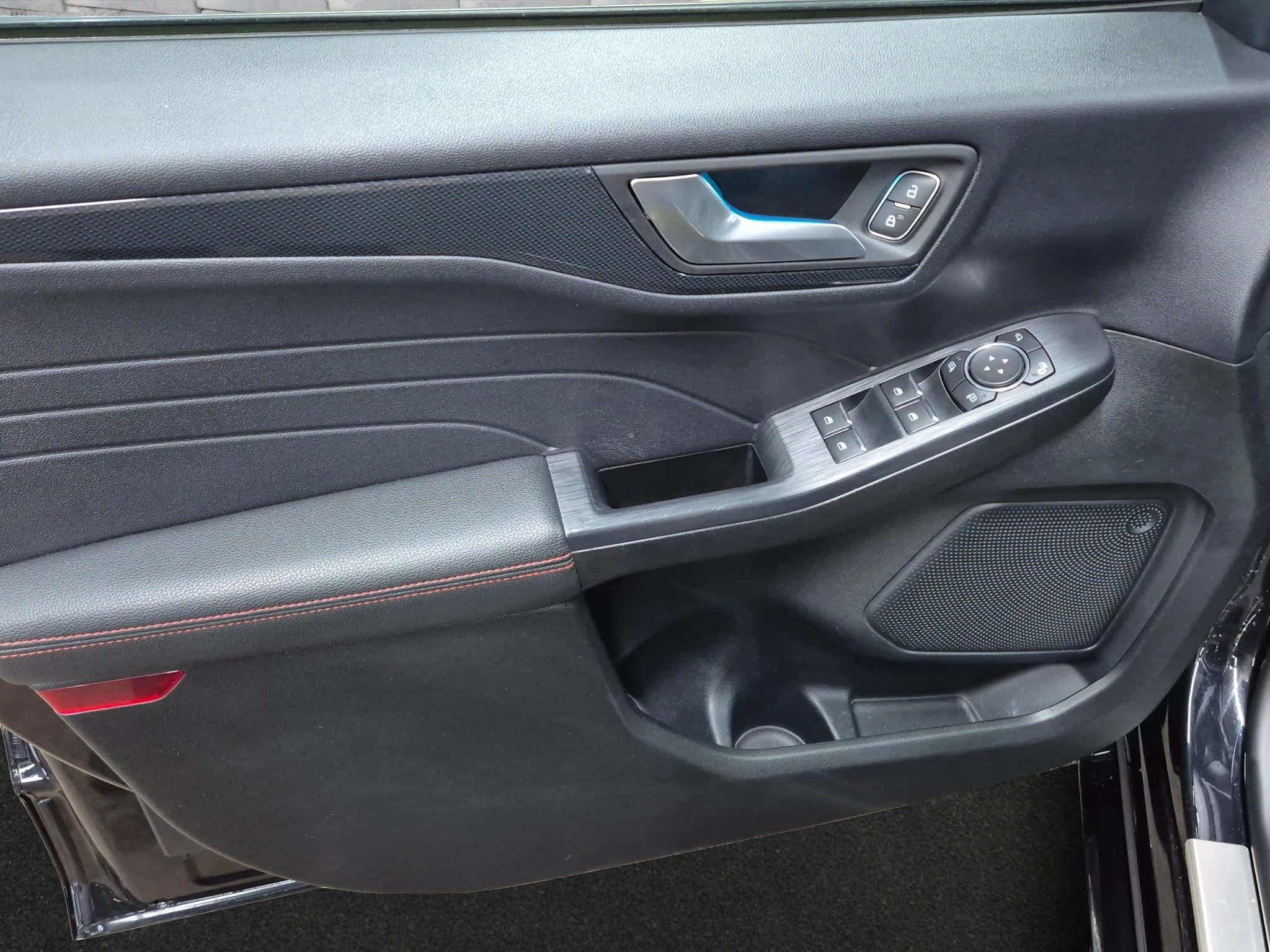 Ford-Kuga-image-15