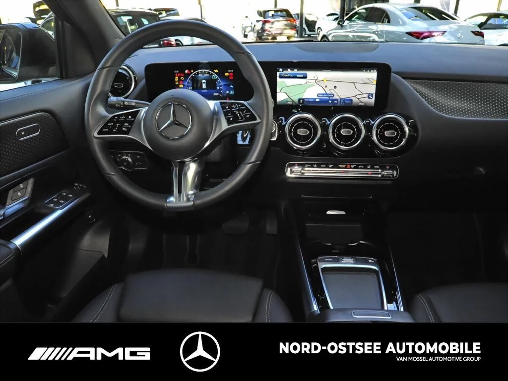 Mercedes-Benz-GLA-image-6