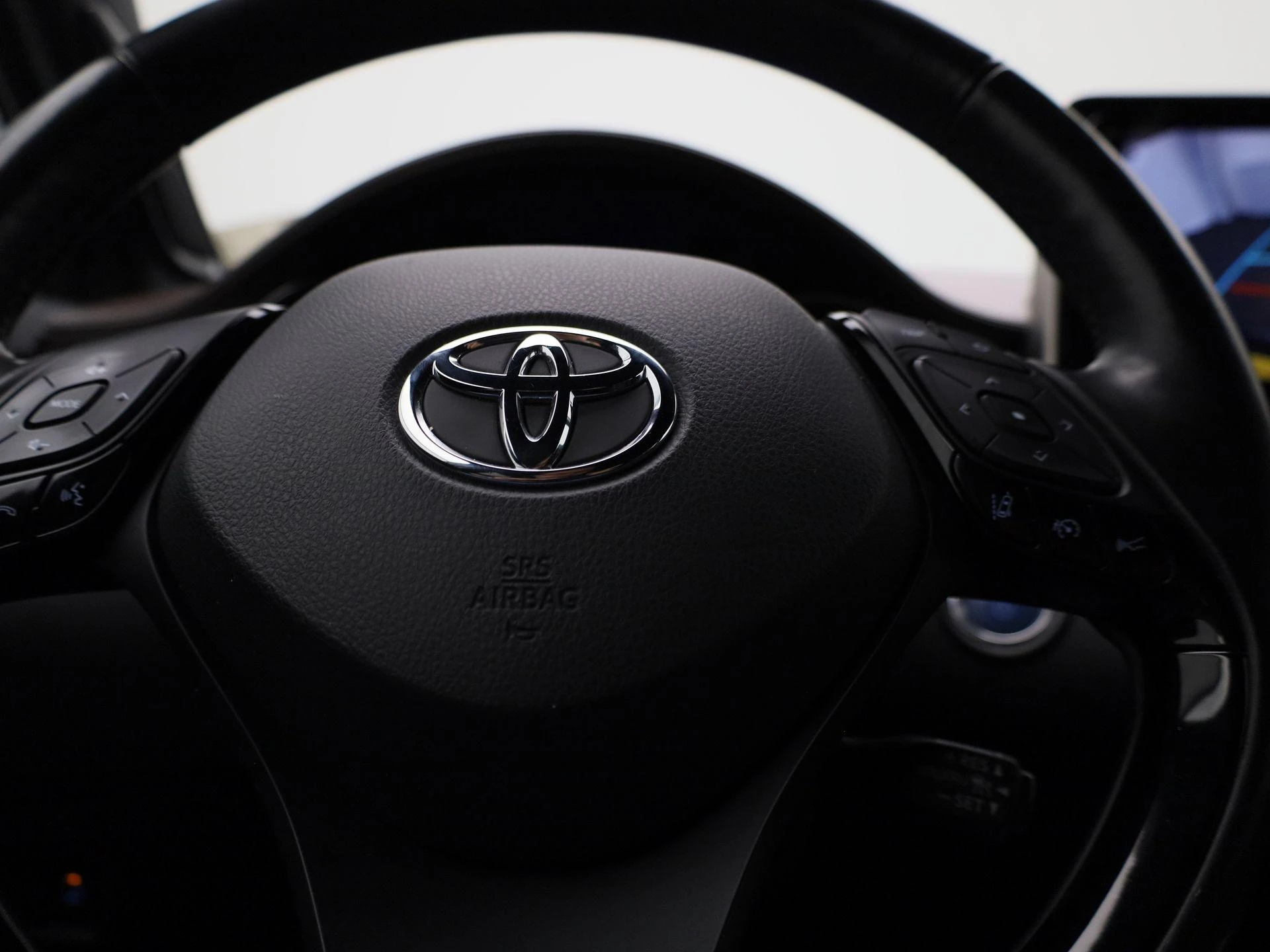 Toyota-C-HR-image-31