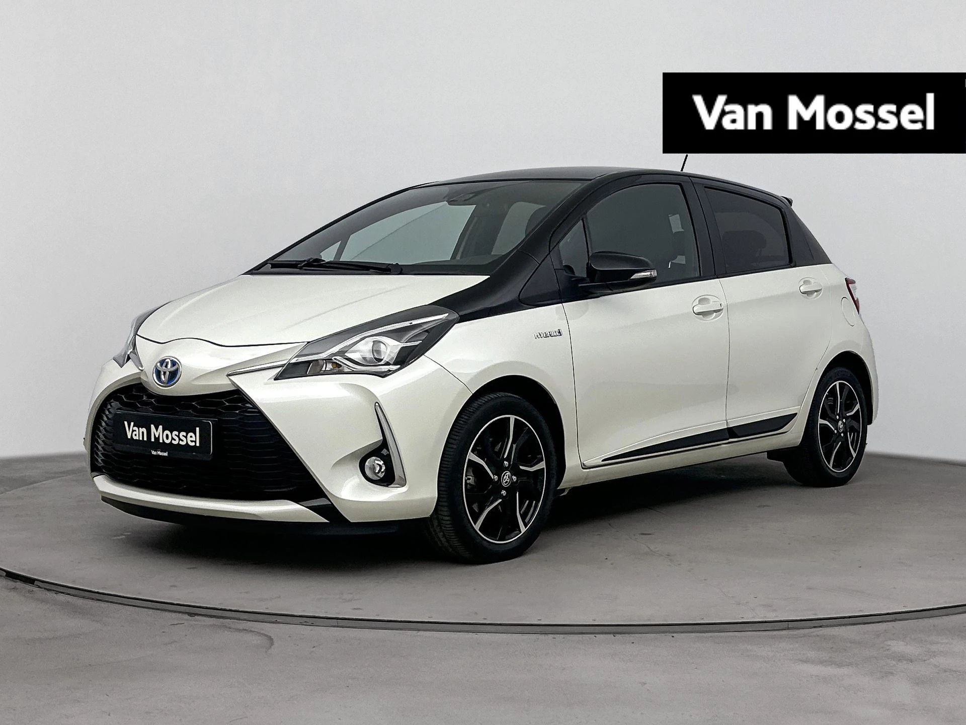 Toyota-Yaris-image-0