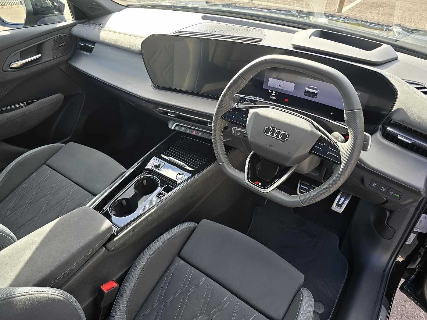 Audi-Q3-image-5