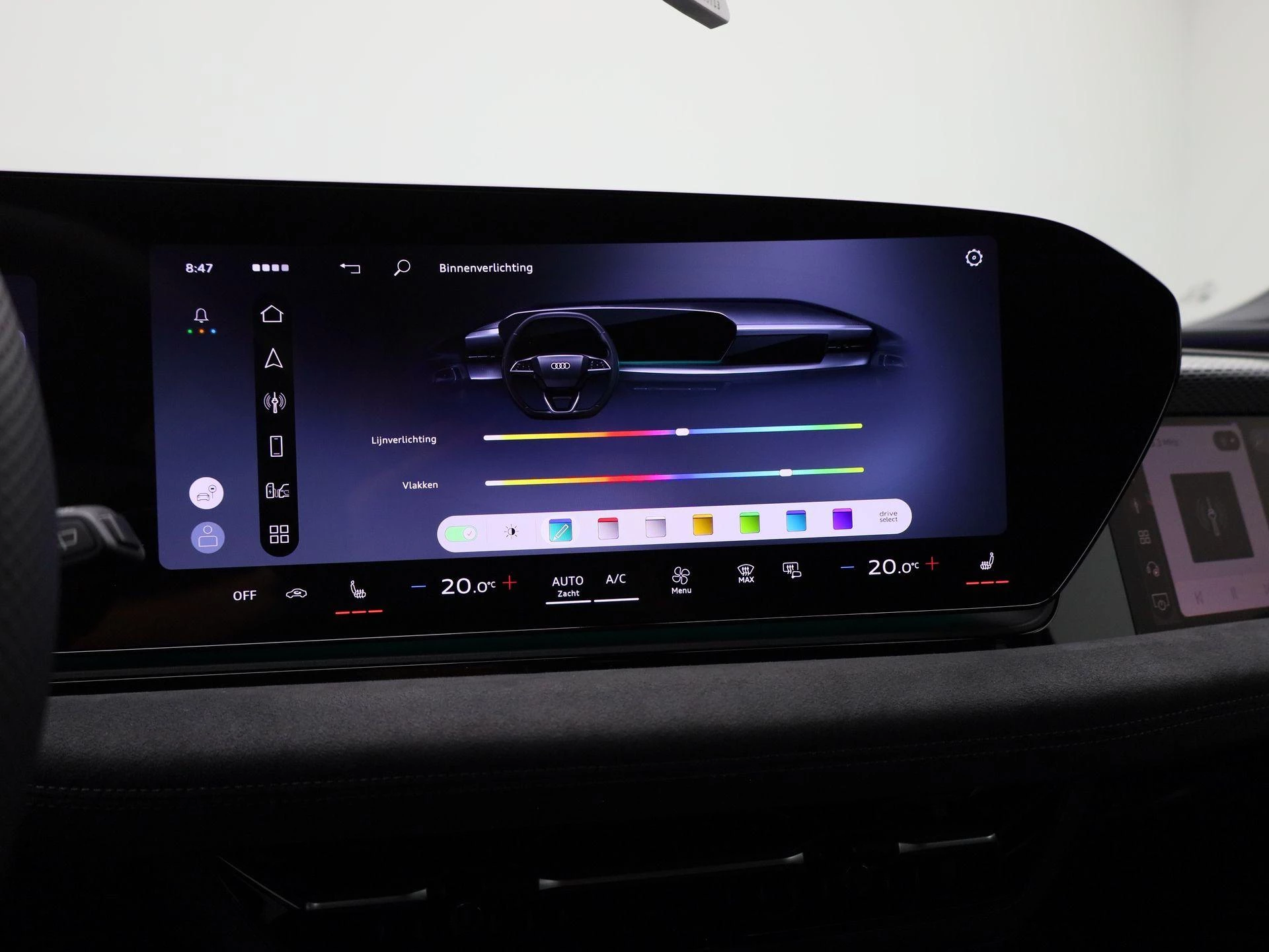 Audi-A6 Avant e-tron-image-31