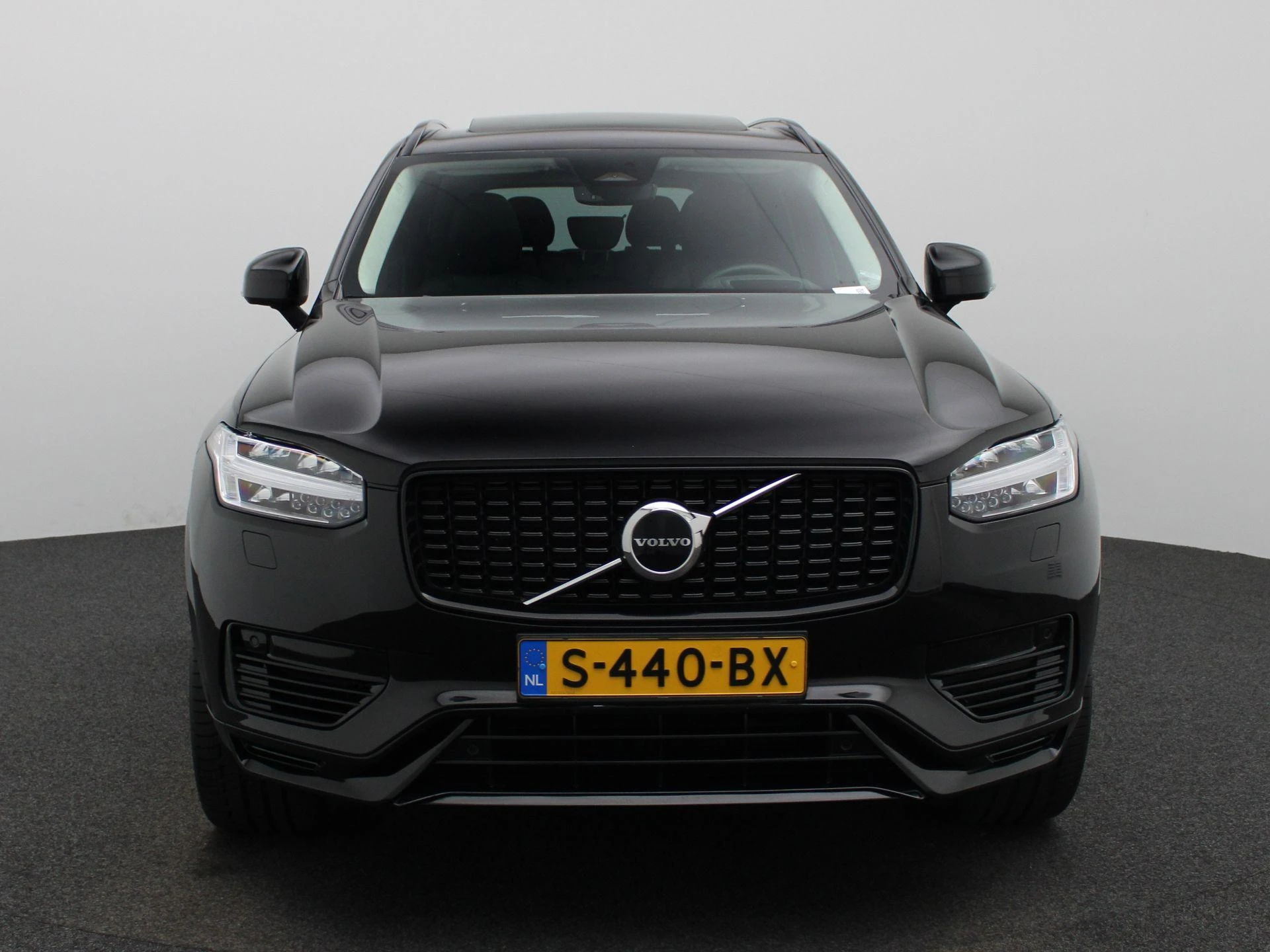 Volvo-XC90-image-2