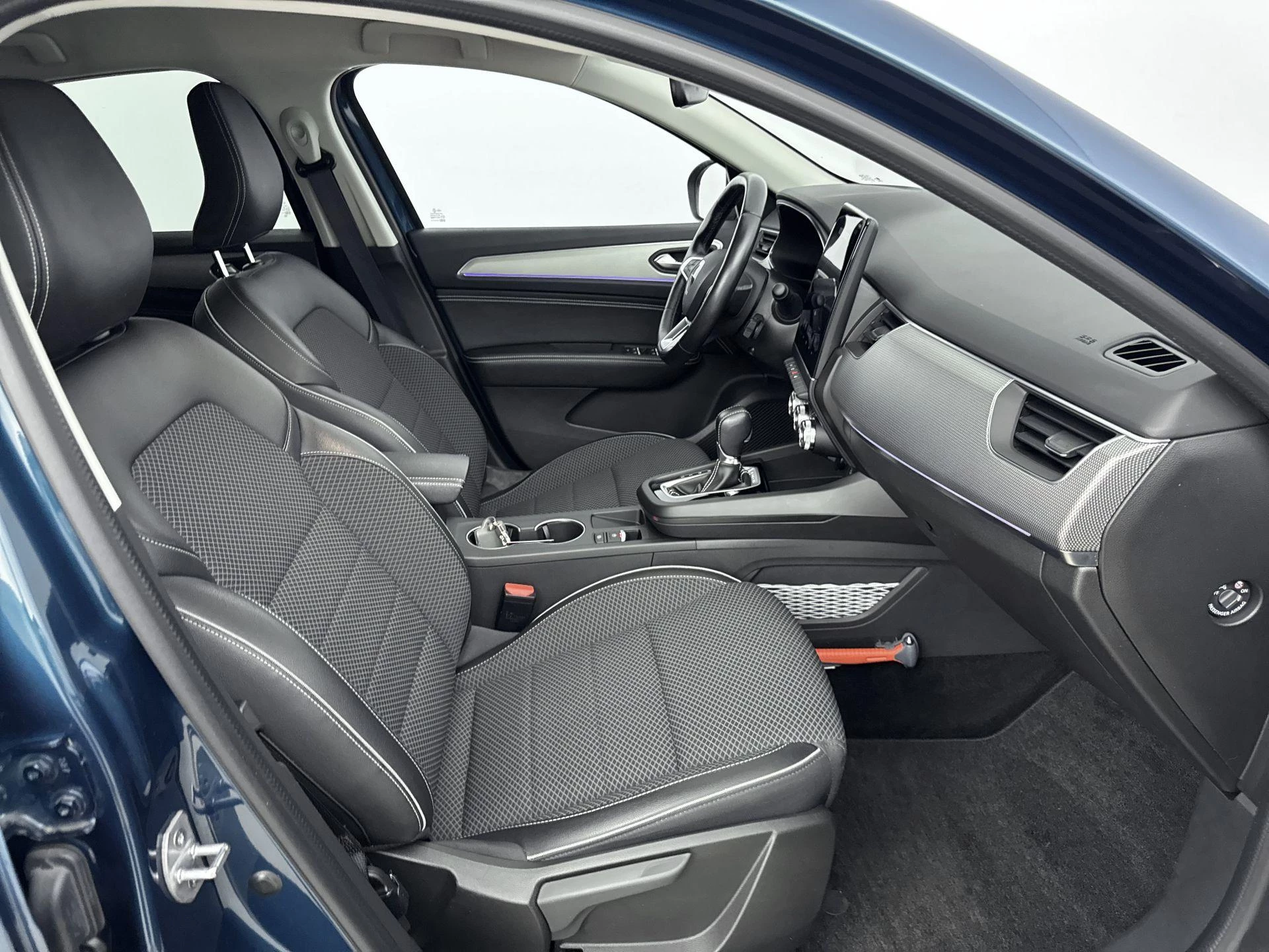 Renault-Arkana-image-21