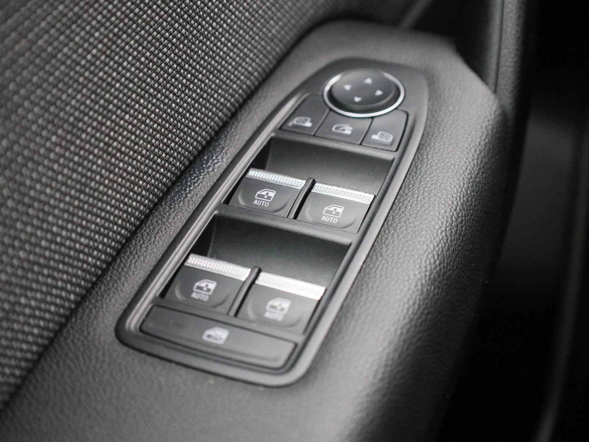 Renault-Captur-image-30