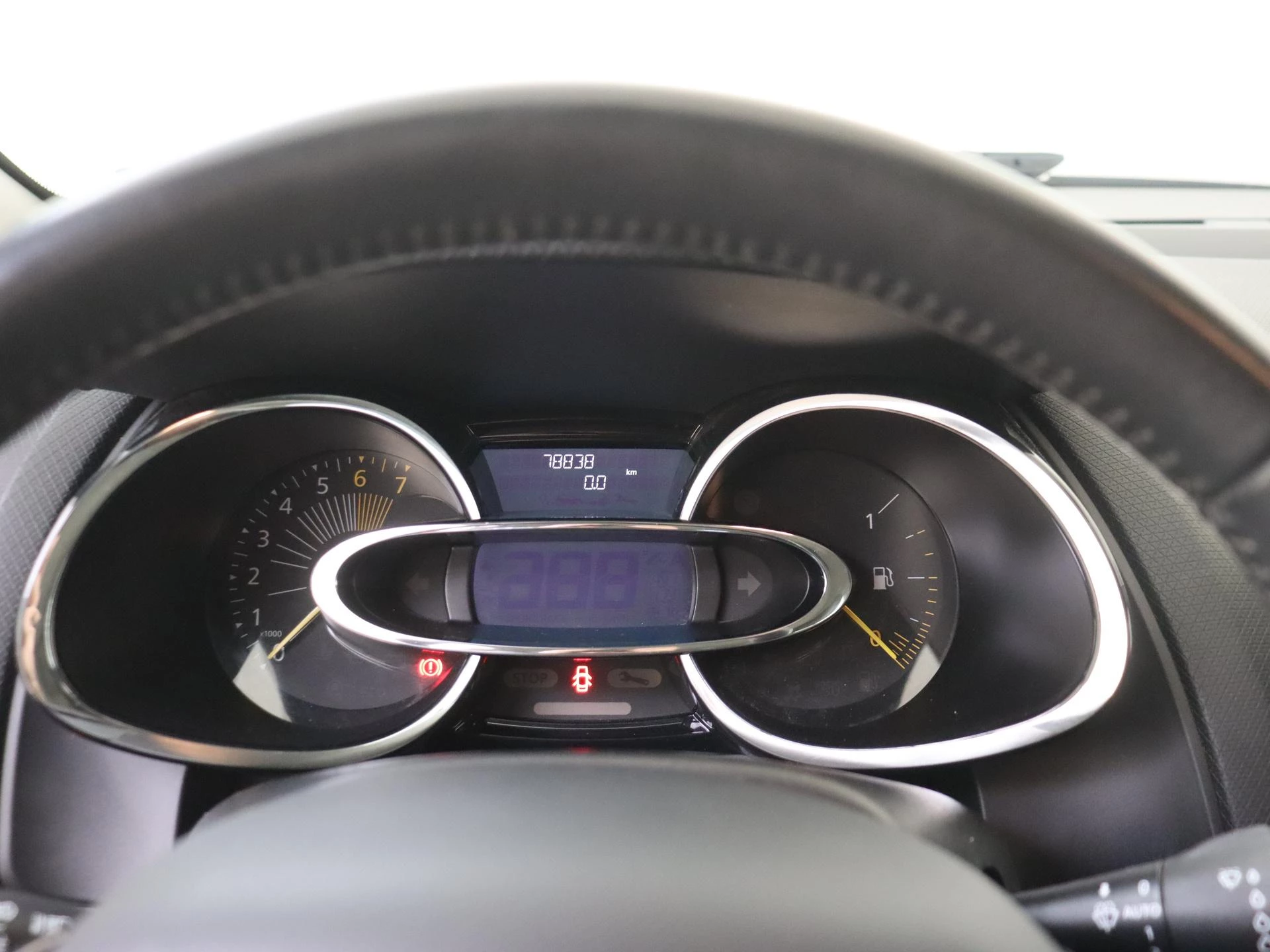 Renault-Clio-image-15