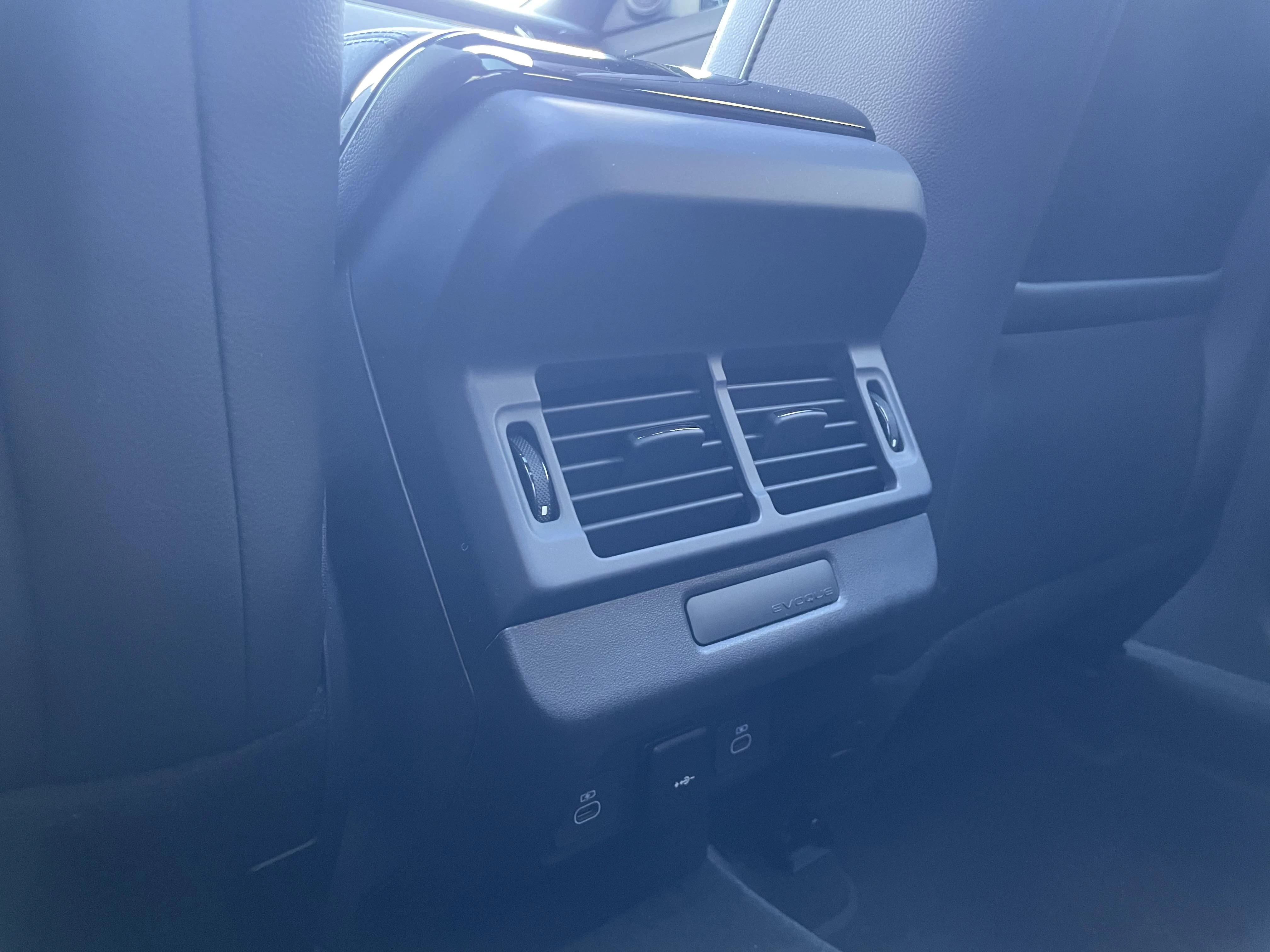 Land Rover Range Rover Evoque P160 S FWD Auto. 26.5MY