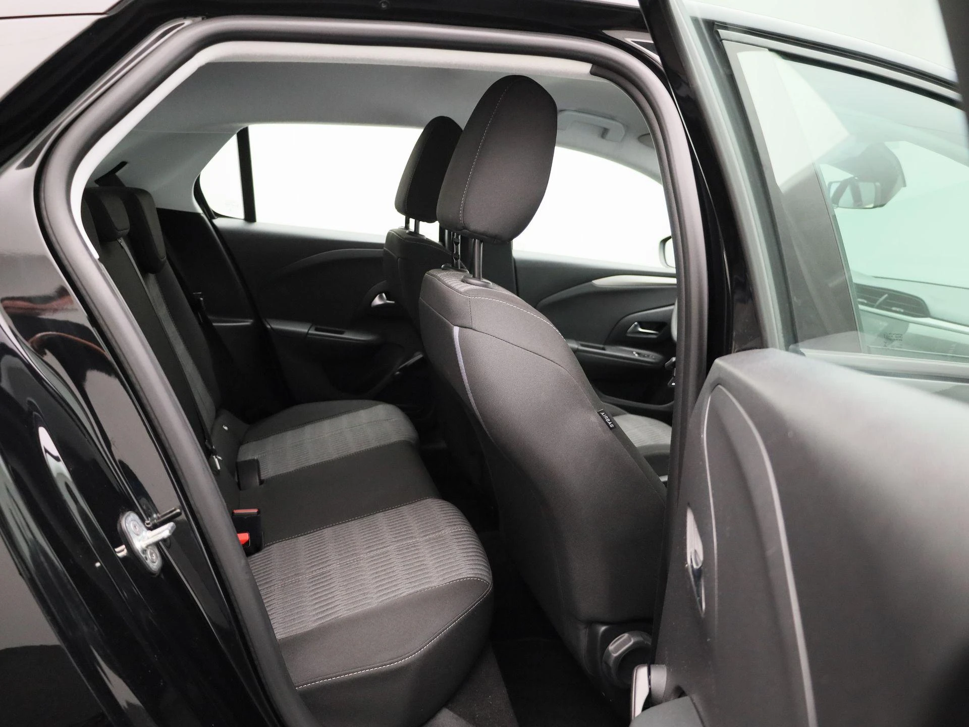 Opel-Corsa-image-27