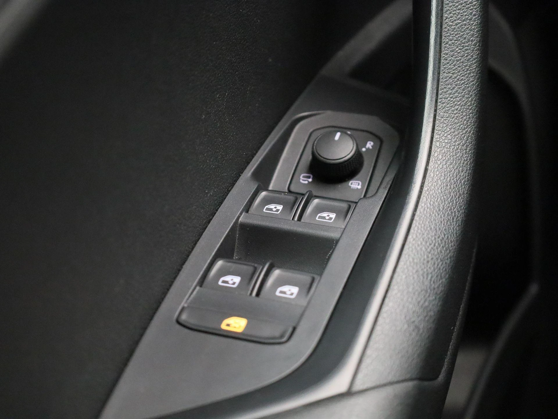 Škoda-Karoq-image-30
