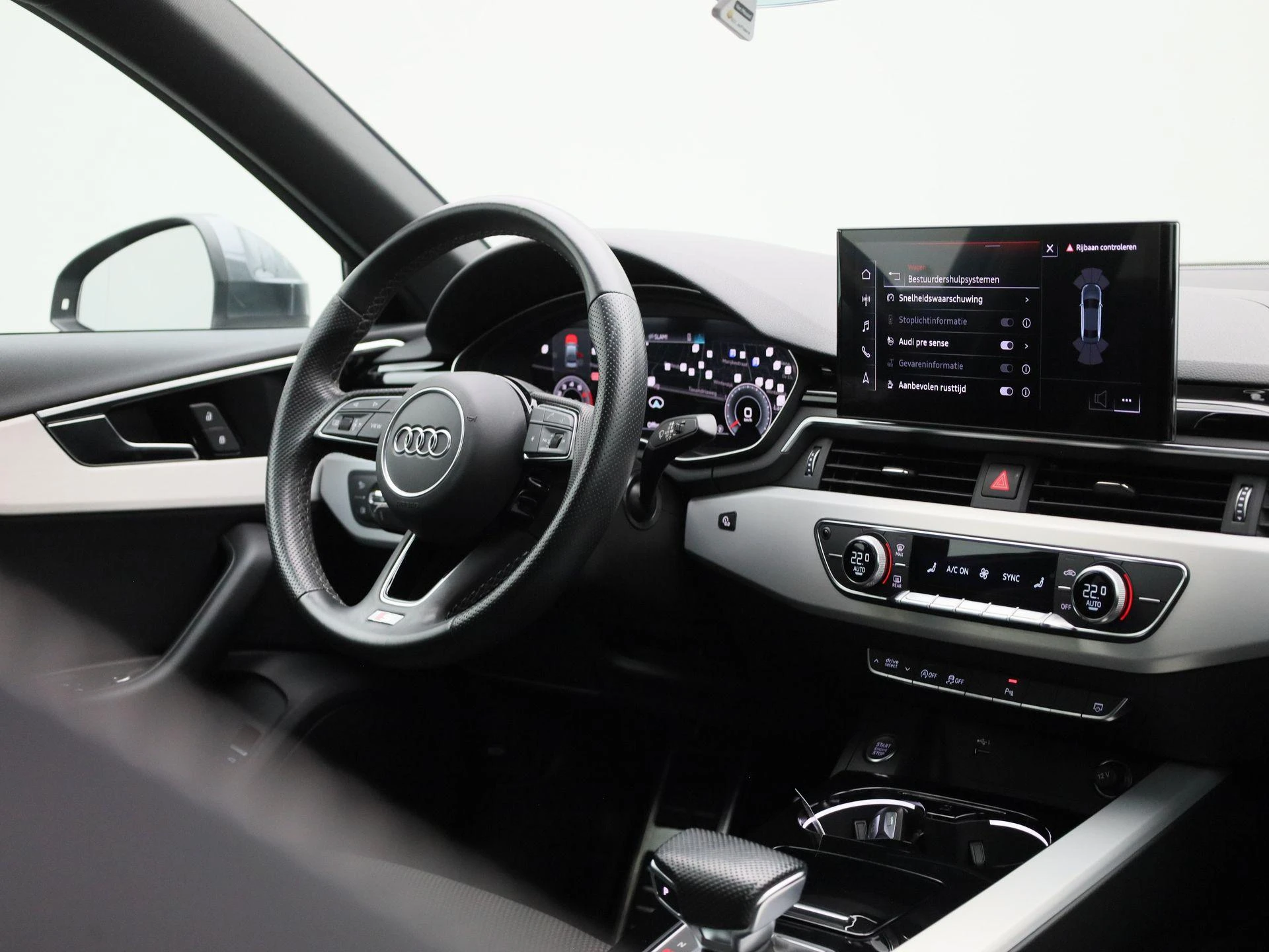 Audi-A4-image-36