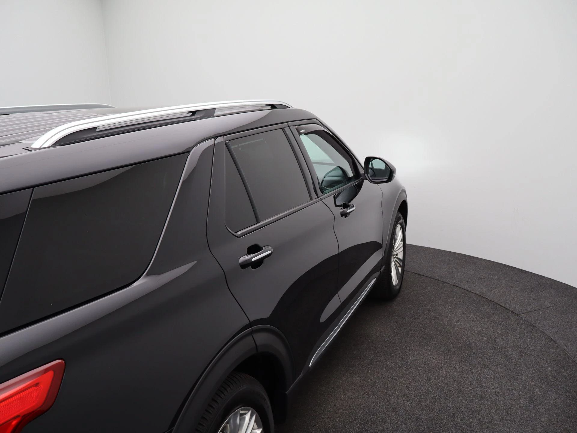 Ford-Explorer-image-48