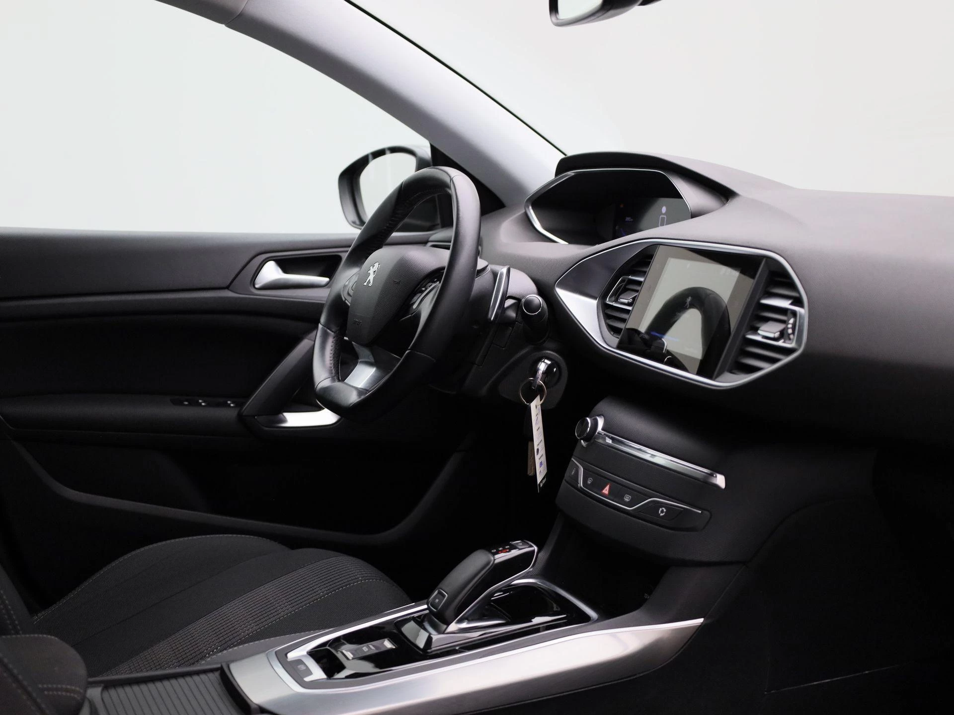 Peugeot 308 1.2 PureTech 130 S&S EAT8 Allure
