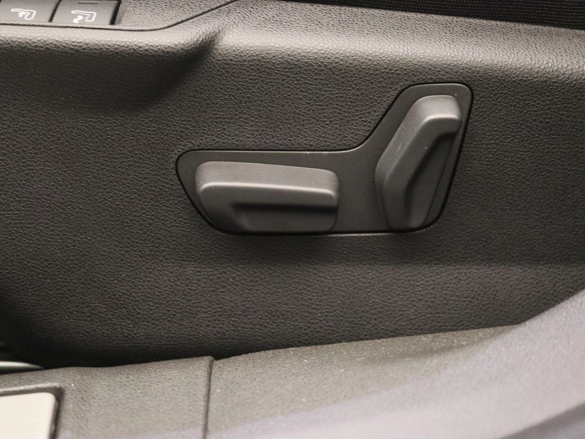 Alfa Romeo-Junior-image-14