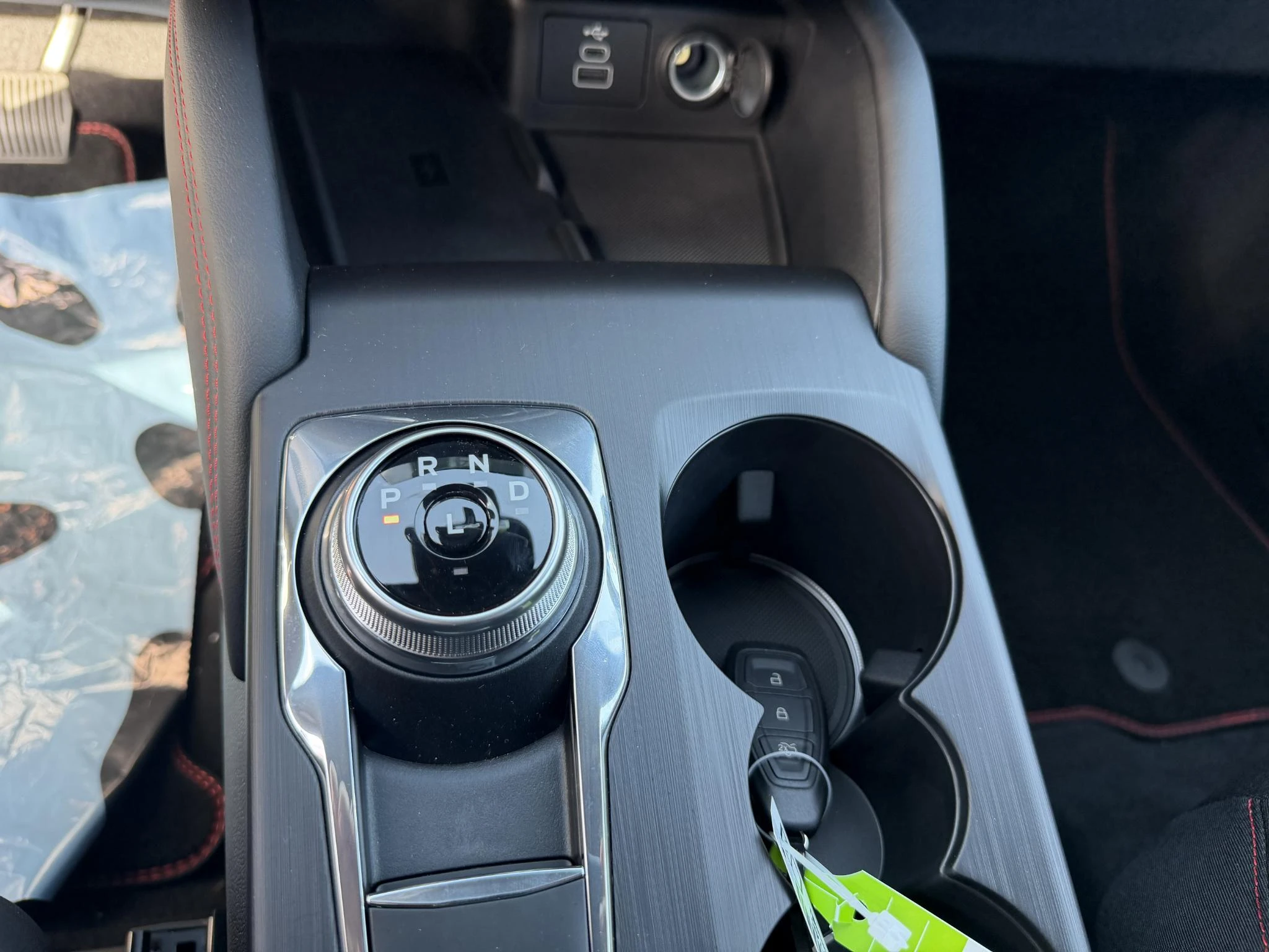 Ford-Kuga-image-10