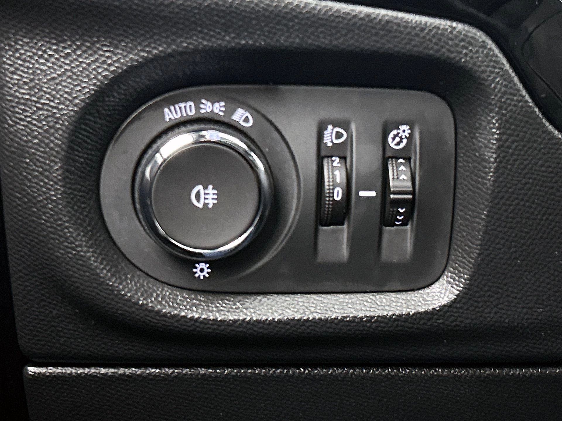 Opel-Corsa-image-14