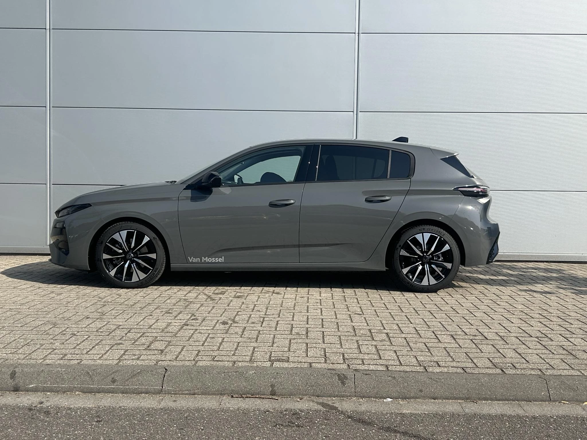 Peugeot 308 1.2 Hybrid 145 e-DCS6 Allure