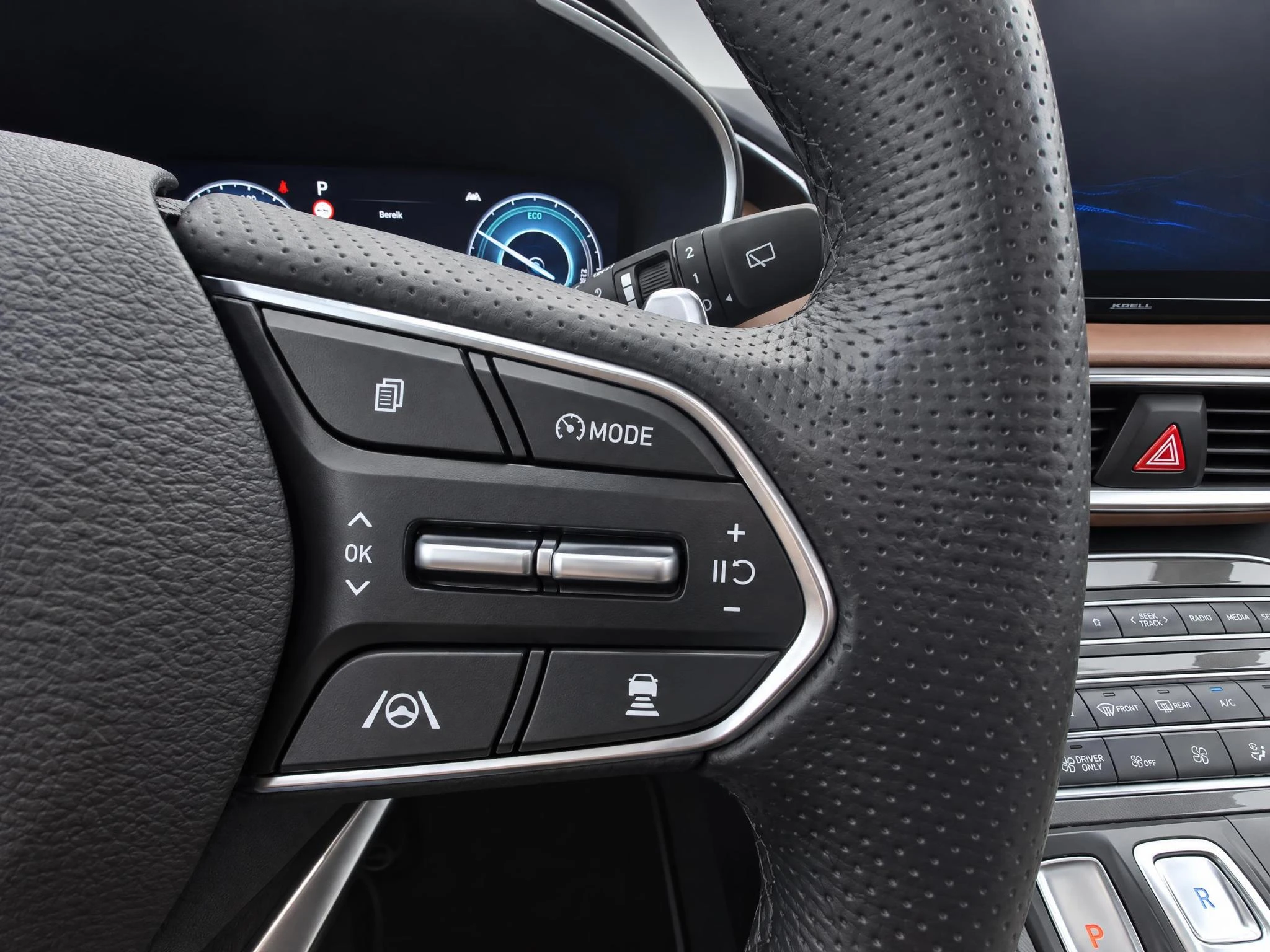 Hyundai-Santa Fe-image-16