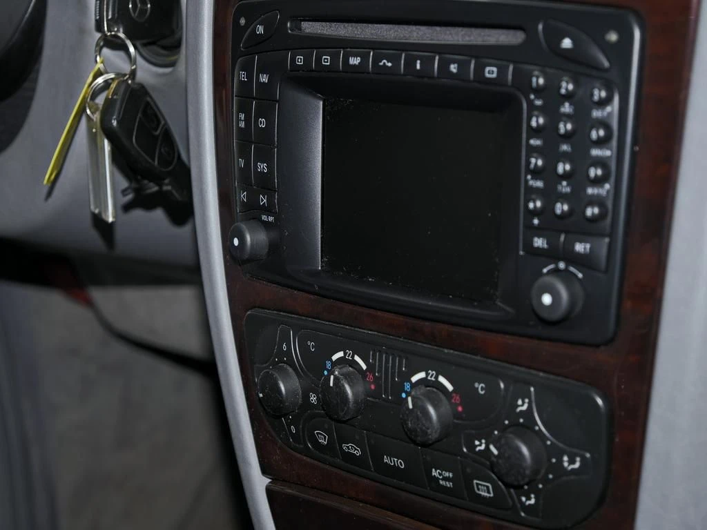Mercedes-Benz-G-Klasse 400 CDI-image-13