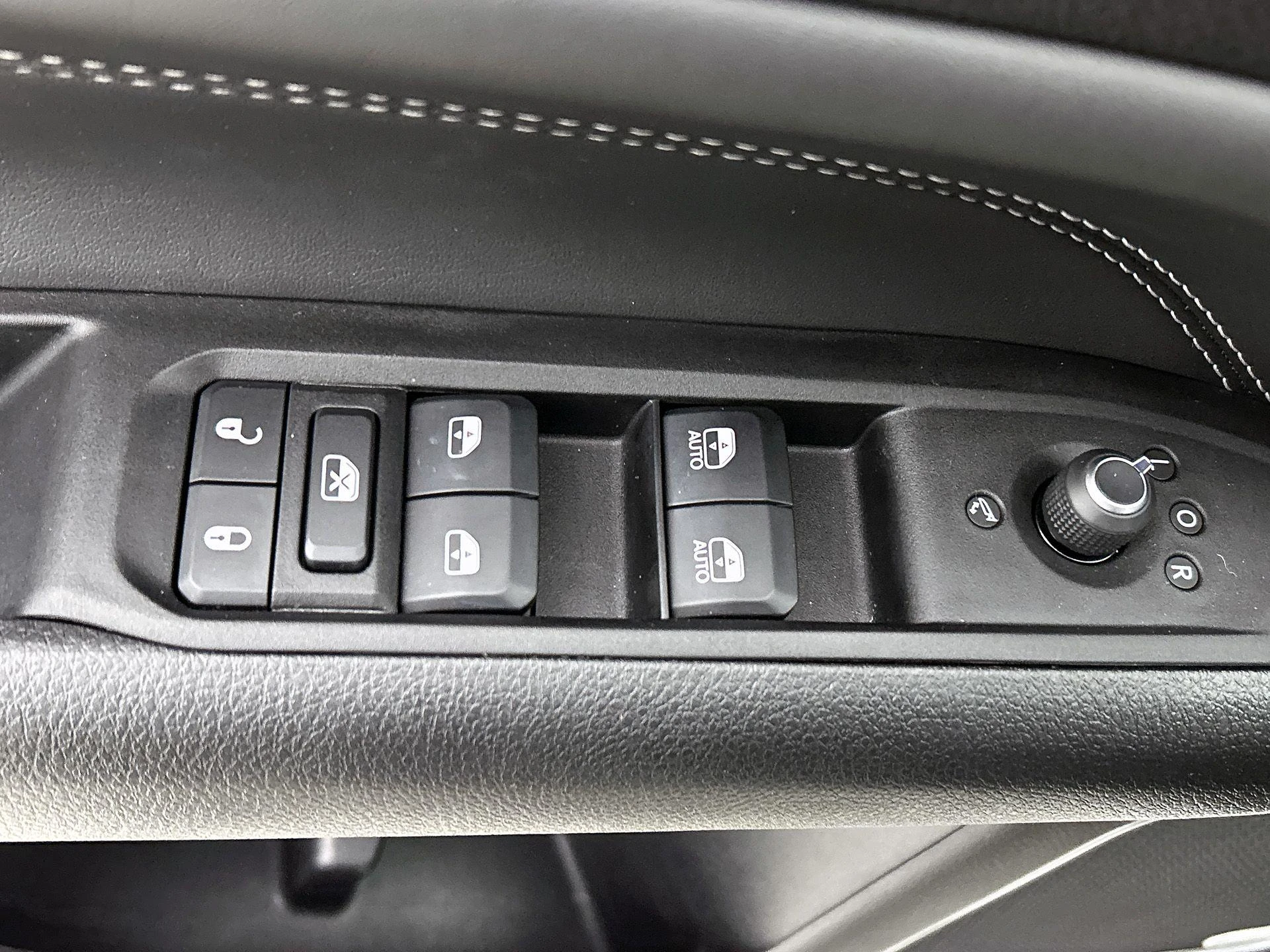 Jeep-Compass-image-36