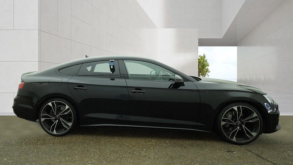 Audi-A5-image-4