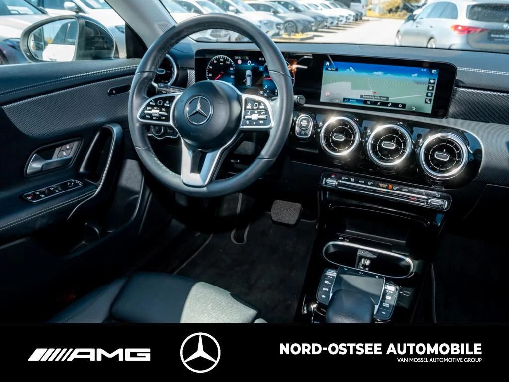 Mercedes-Benz CLA 200 d SB PROGRESSIVE NIGHT PANO AHK NAVI LED Progressive