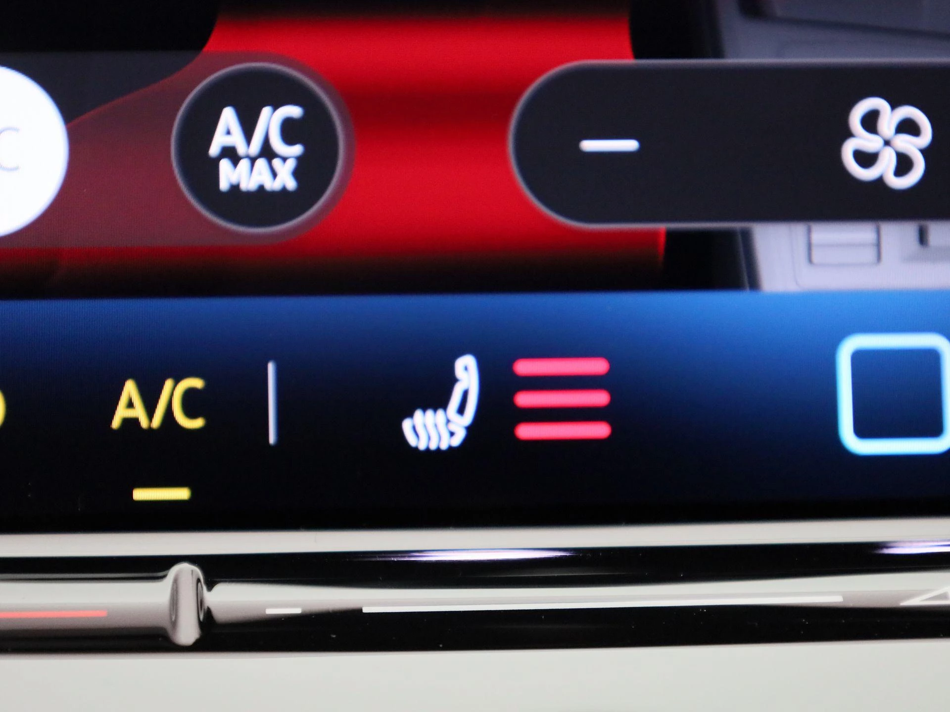 Volkswagen-Golf-image-17