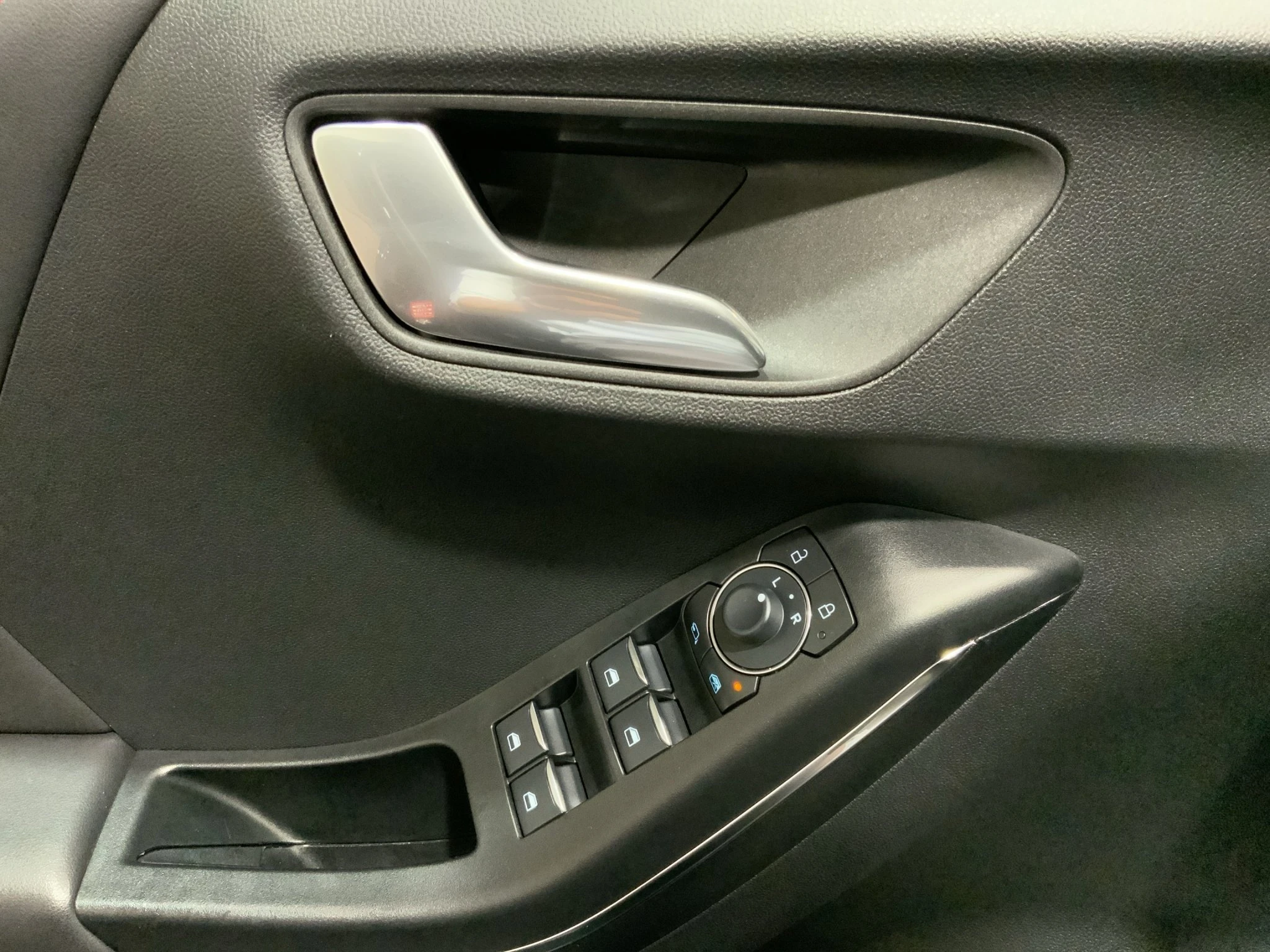Ford-Puma-image-15