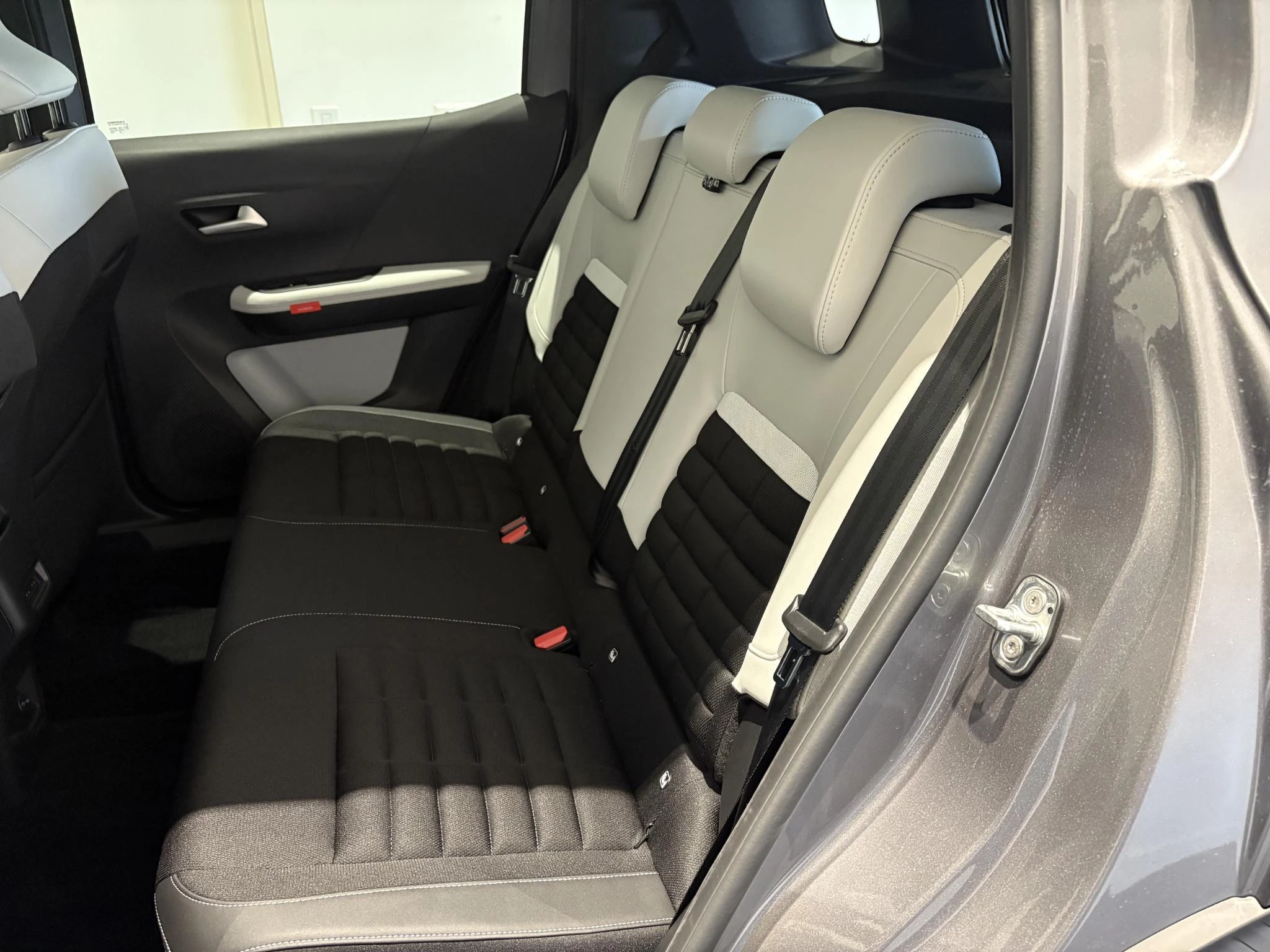 Citroën-ë-C3 Aircross-image-7