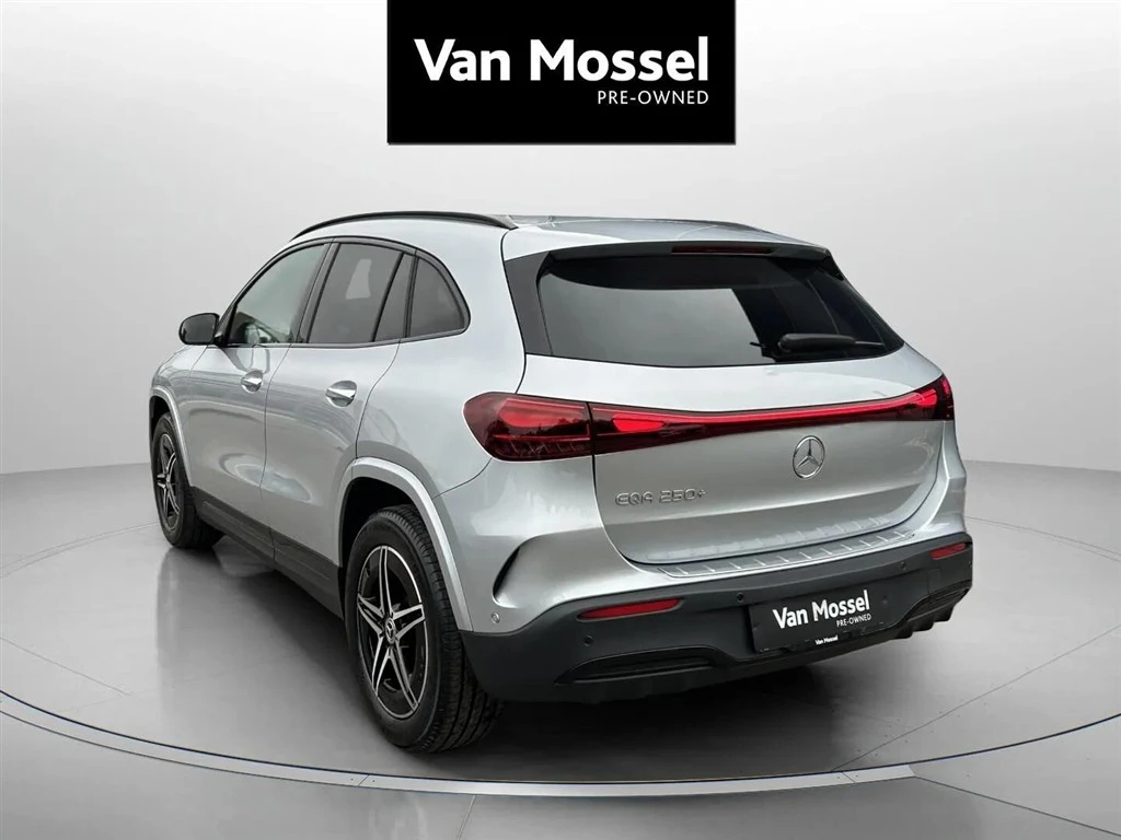 Mercedes-Benz-EQA-image-6