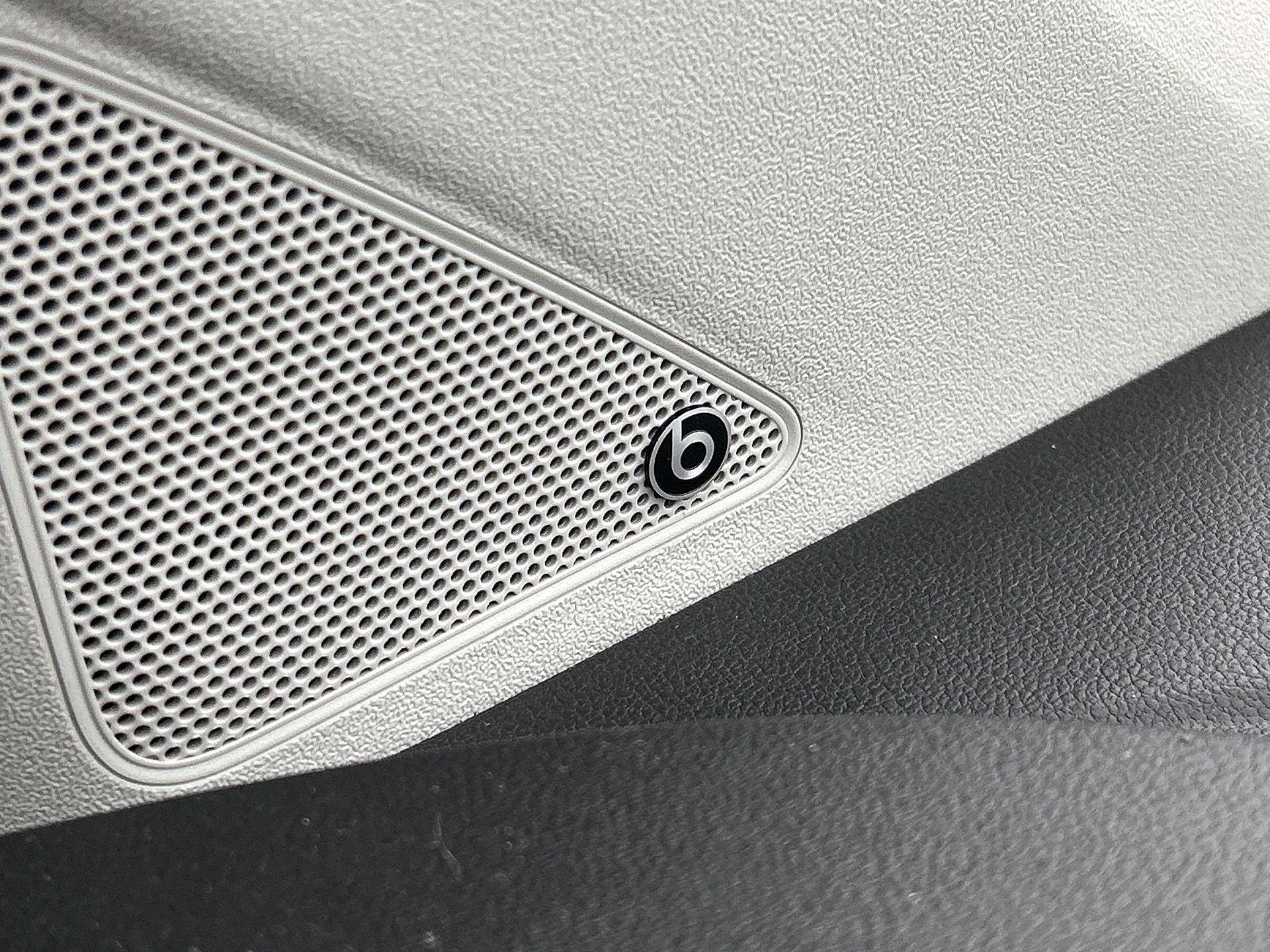 Volkswagen up! 1.0 BMT up! beats