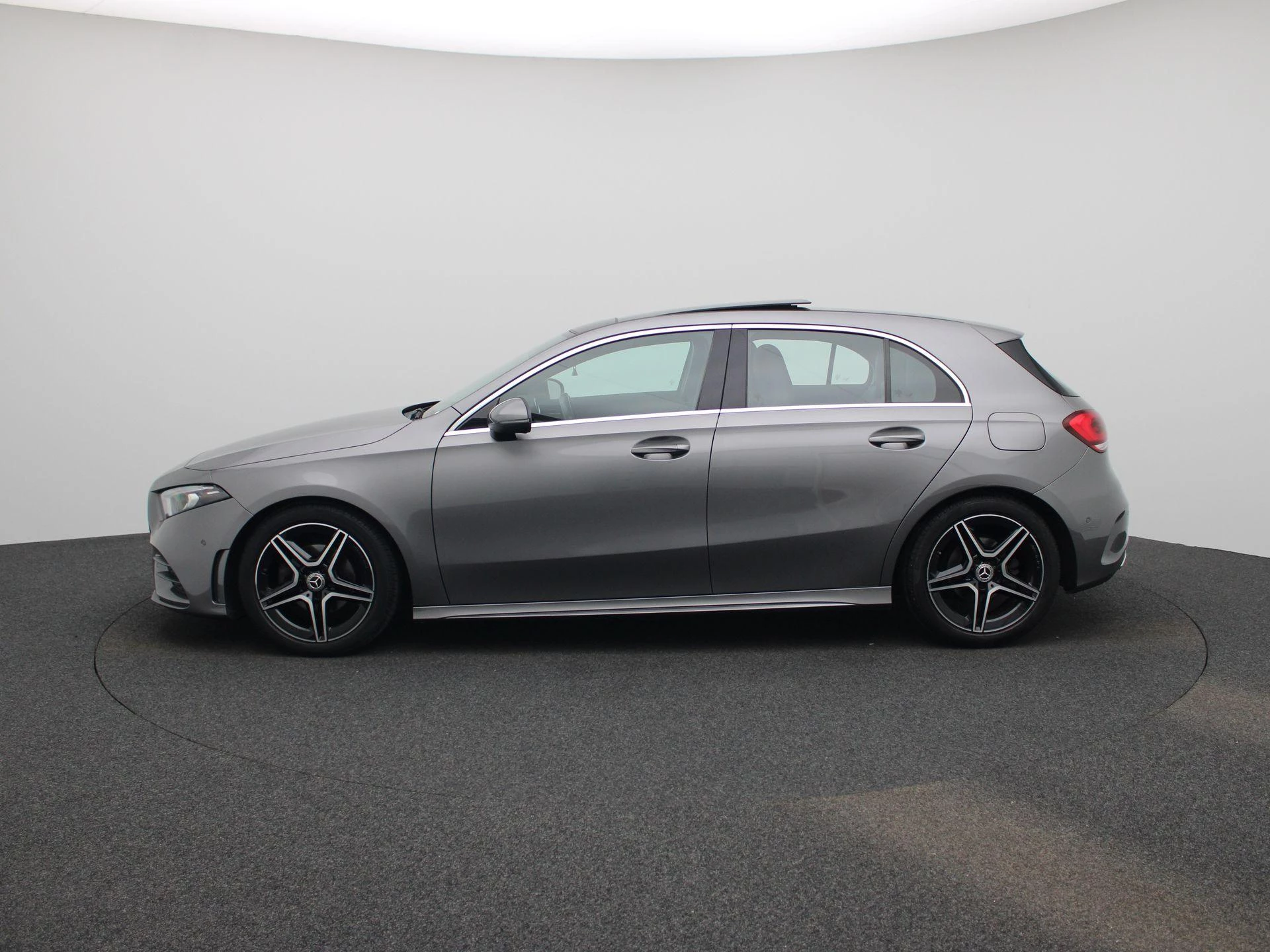 Mercedes-Benz A-Klasse 180 Business Solution AMG