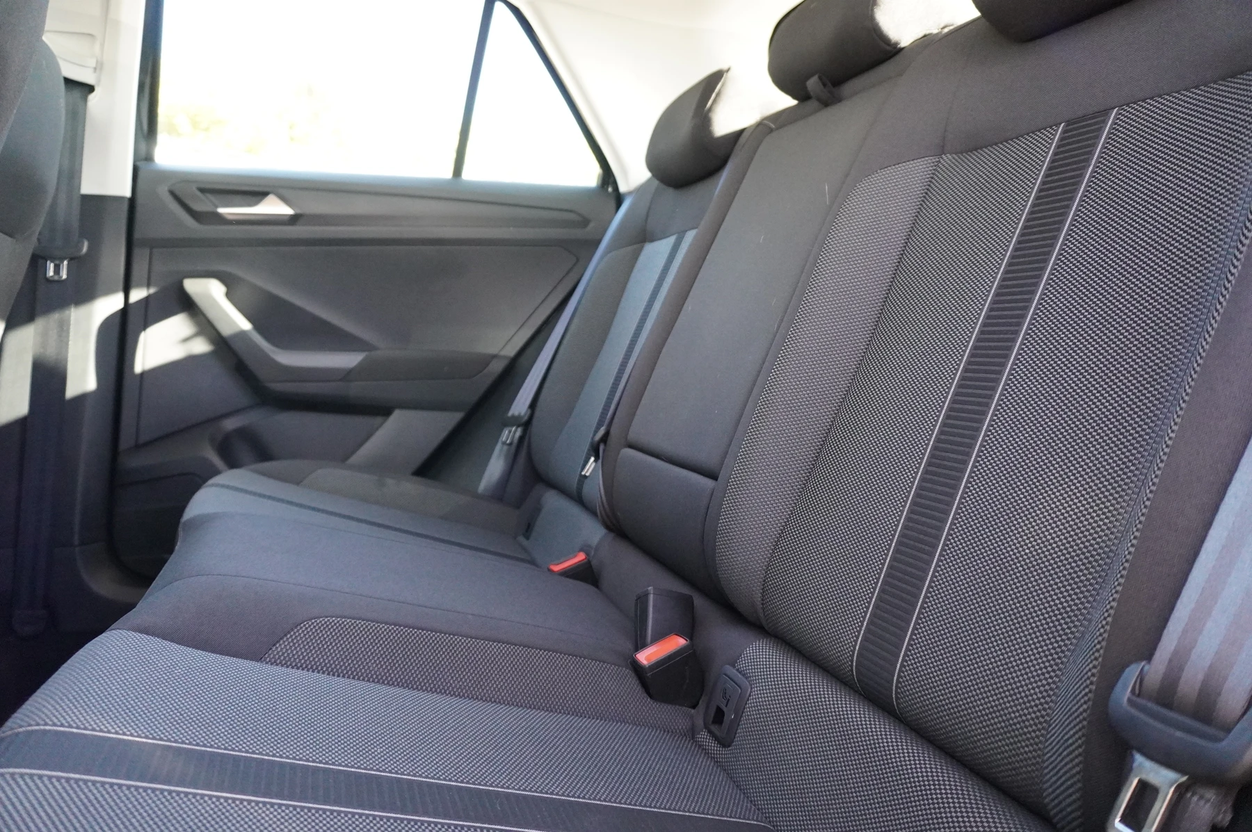 Volkswagen-T-Roc-image-9