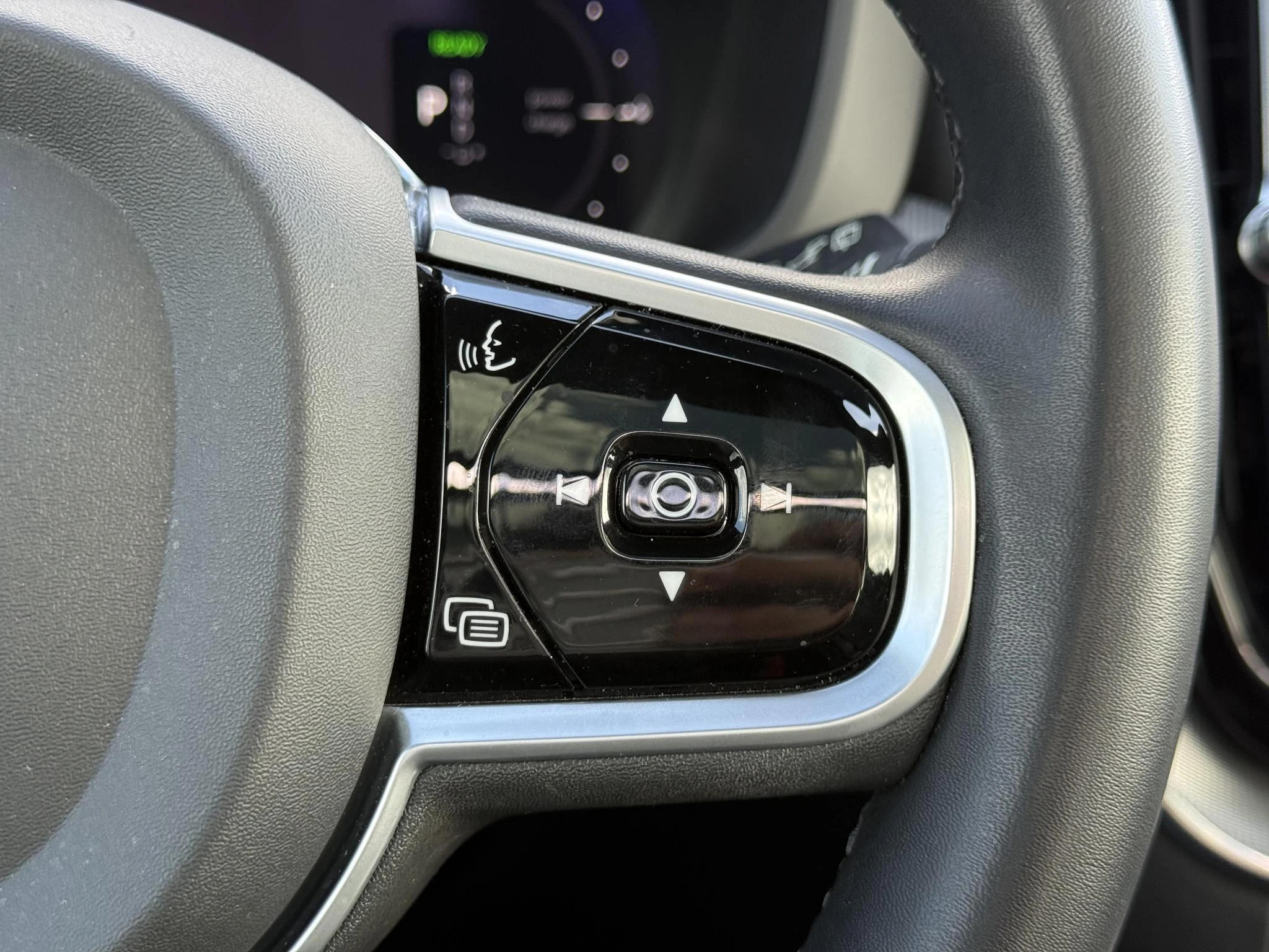Volvo-XC60-image-27