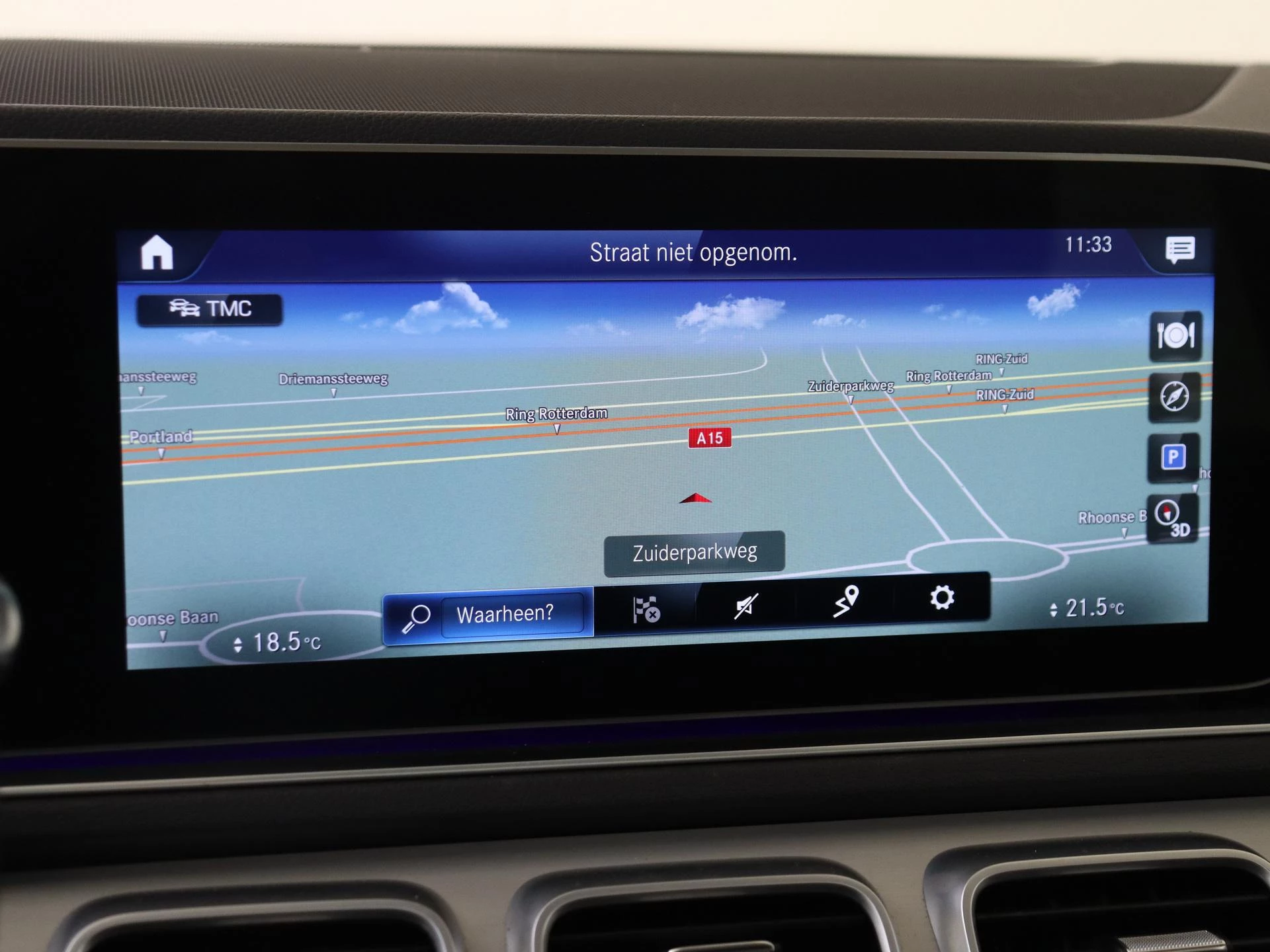 Mercedes-Benz-GLE-image-16