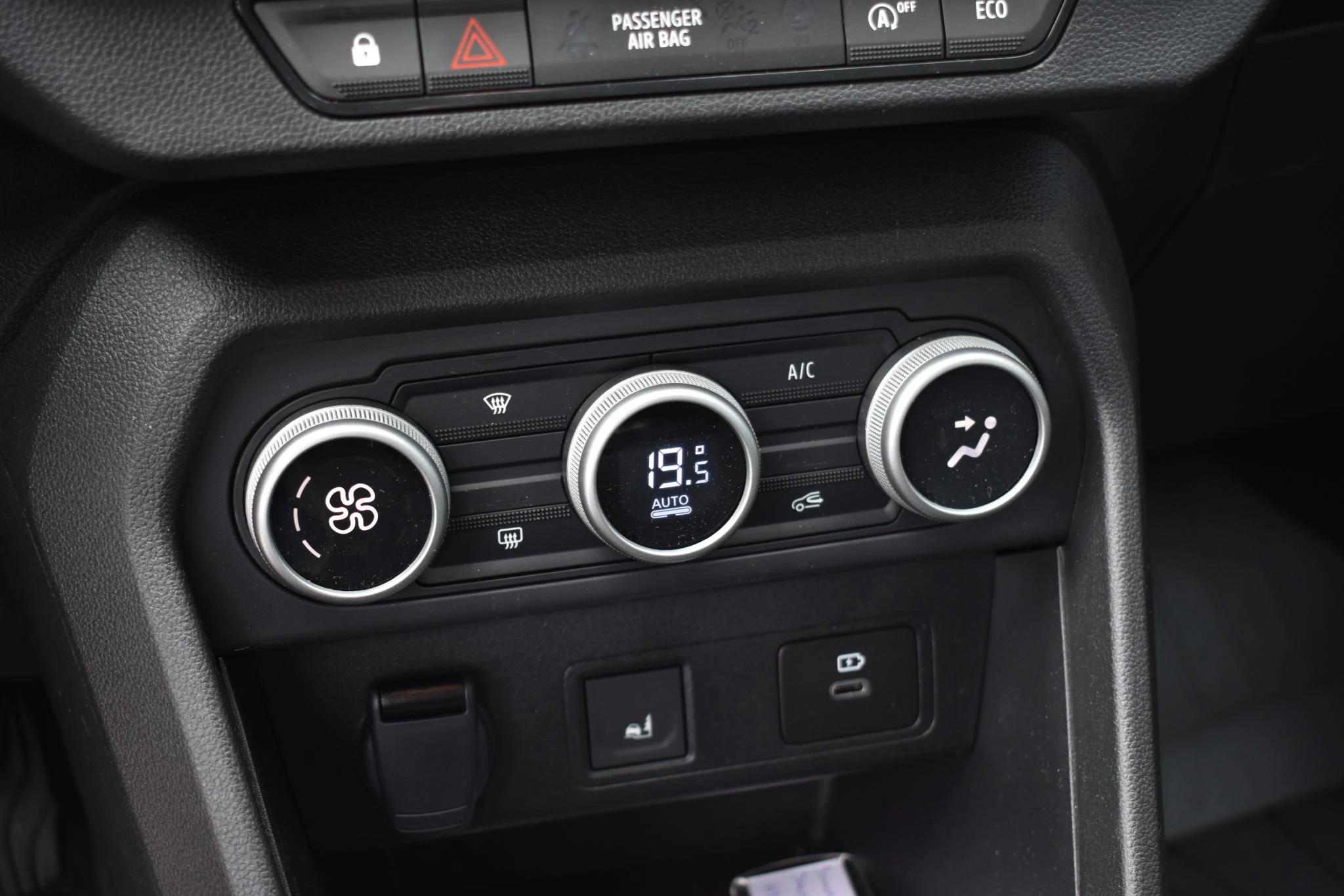 Dacia-Sandero Stepway-image-21