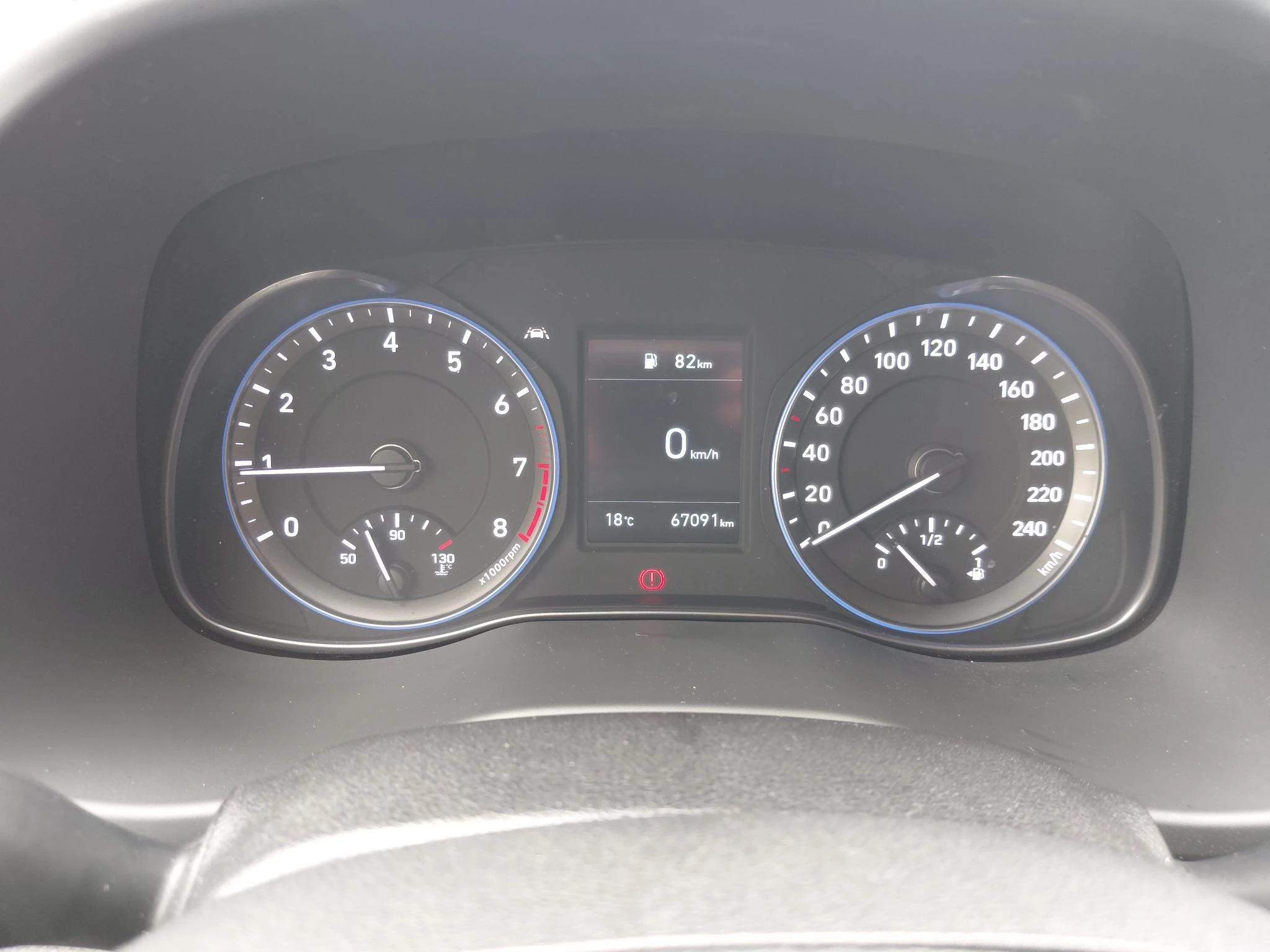 Hyundai-Kona-image-14