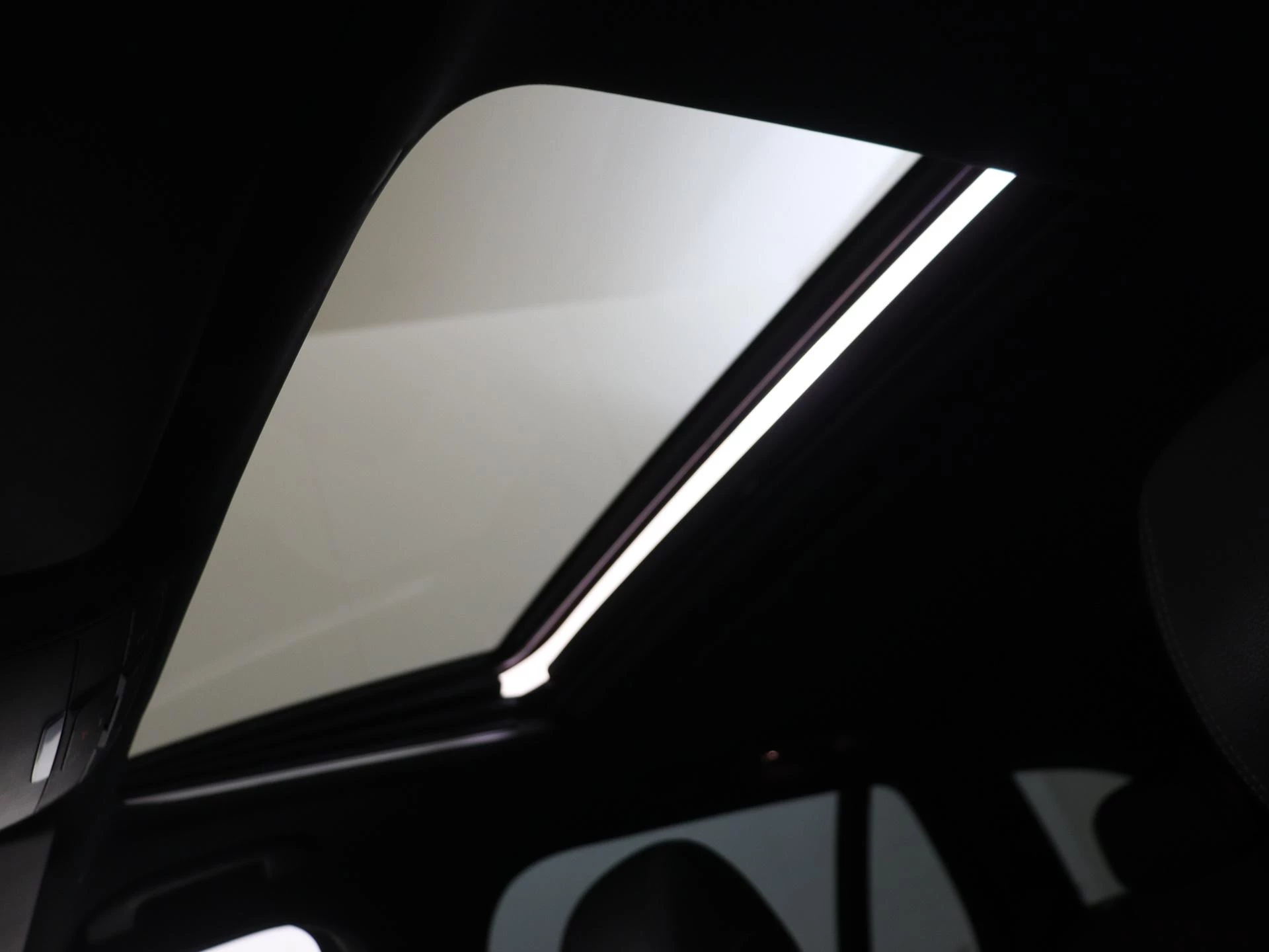 Mercedes-Benz-E-Klasse-image-26