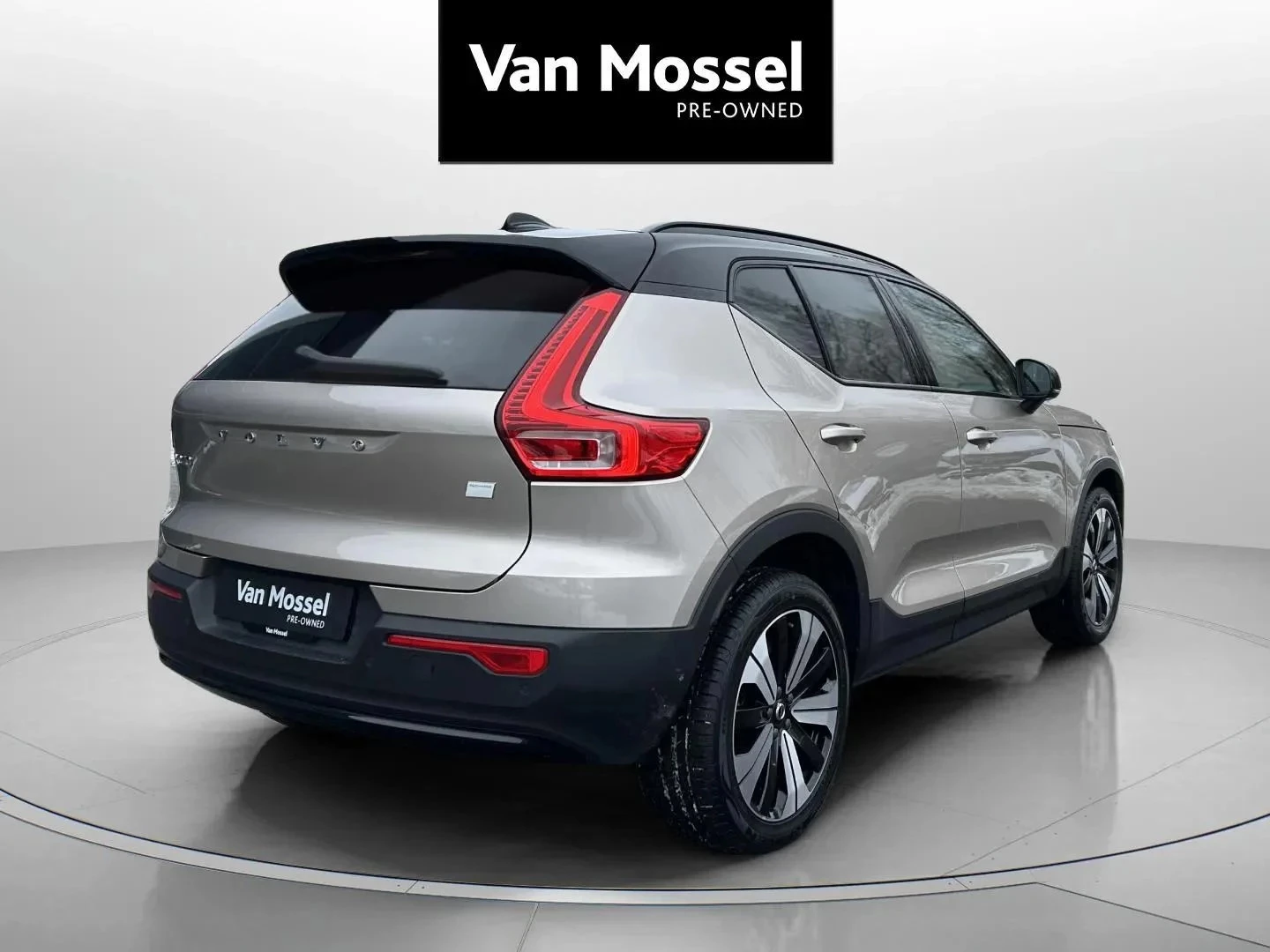 Volvo-XC40-image-4