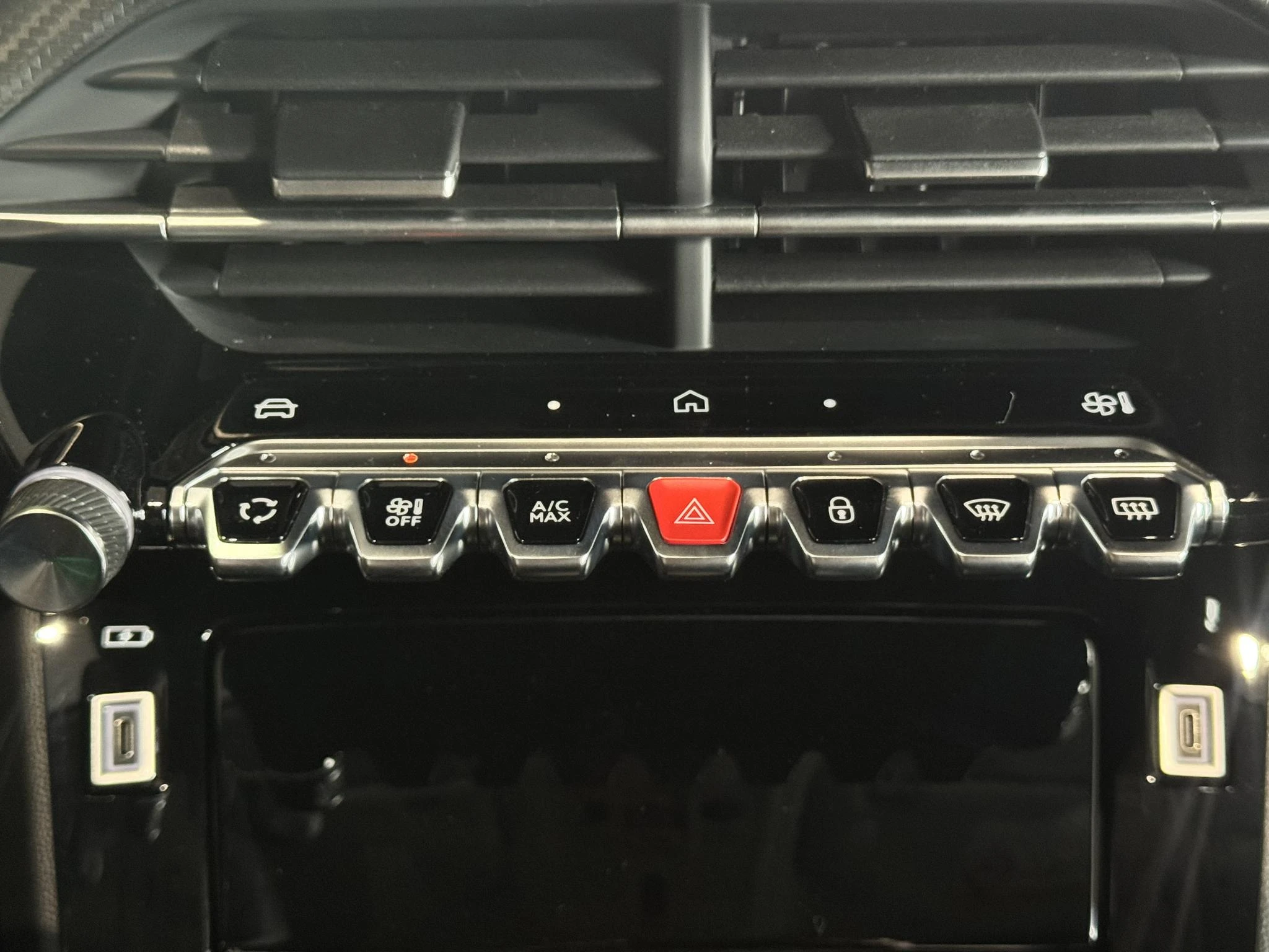 Peugeot 208 1.2 Hybrid 110 e-DCS6 Allure