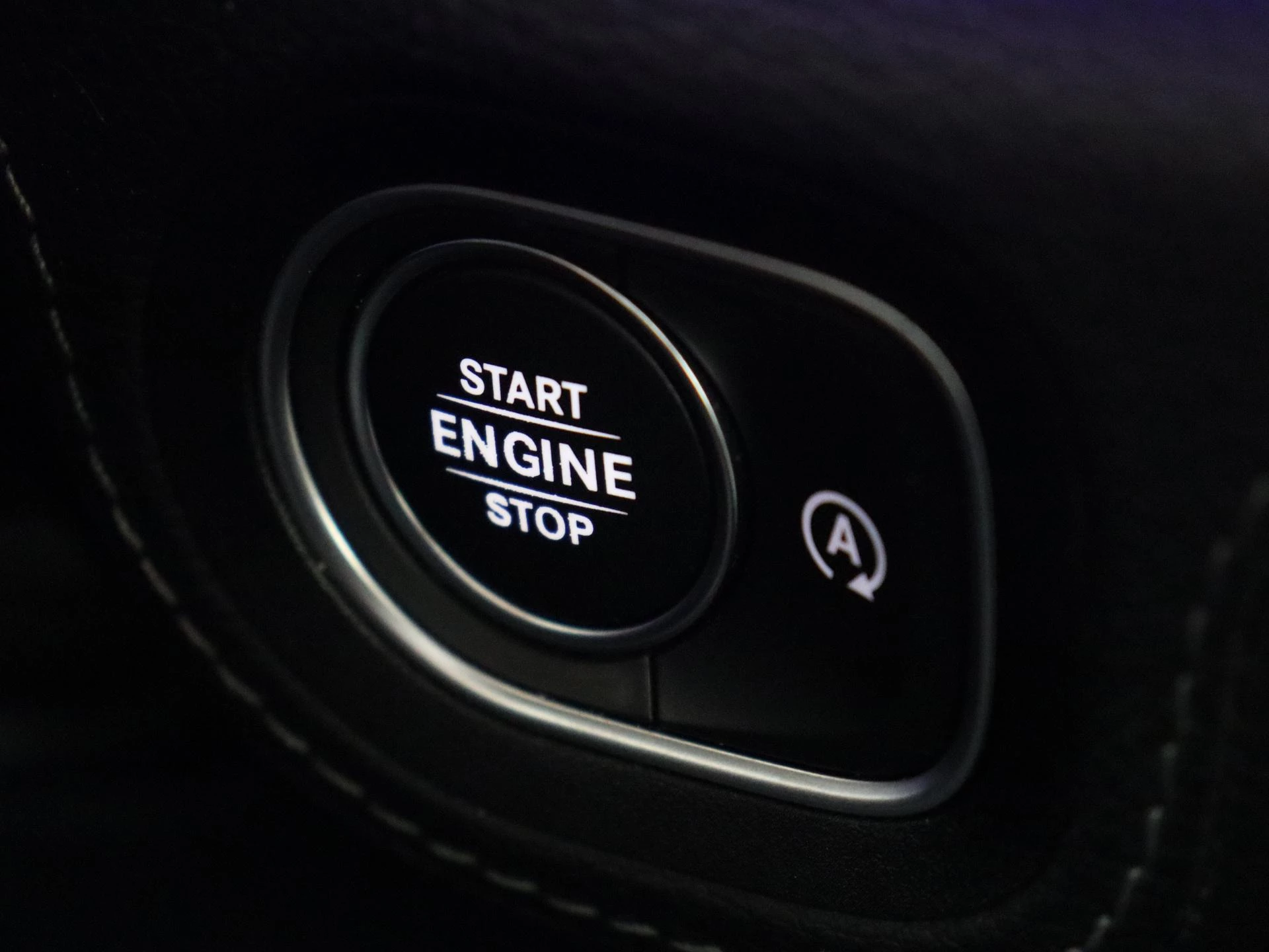 Mercedes-Benz-GLE-image-27