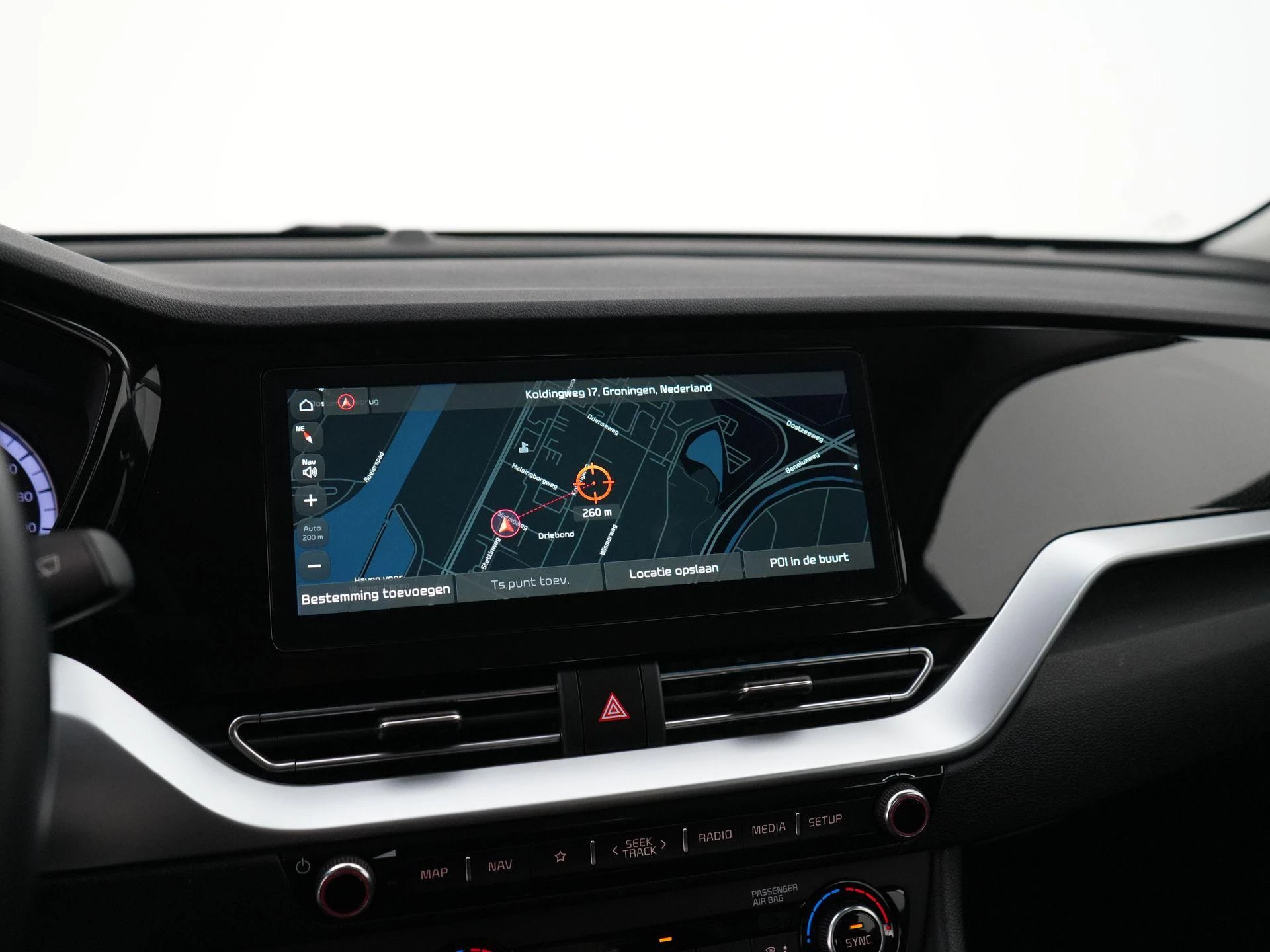 Kia-Niro-image-22