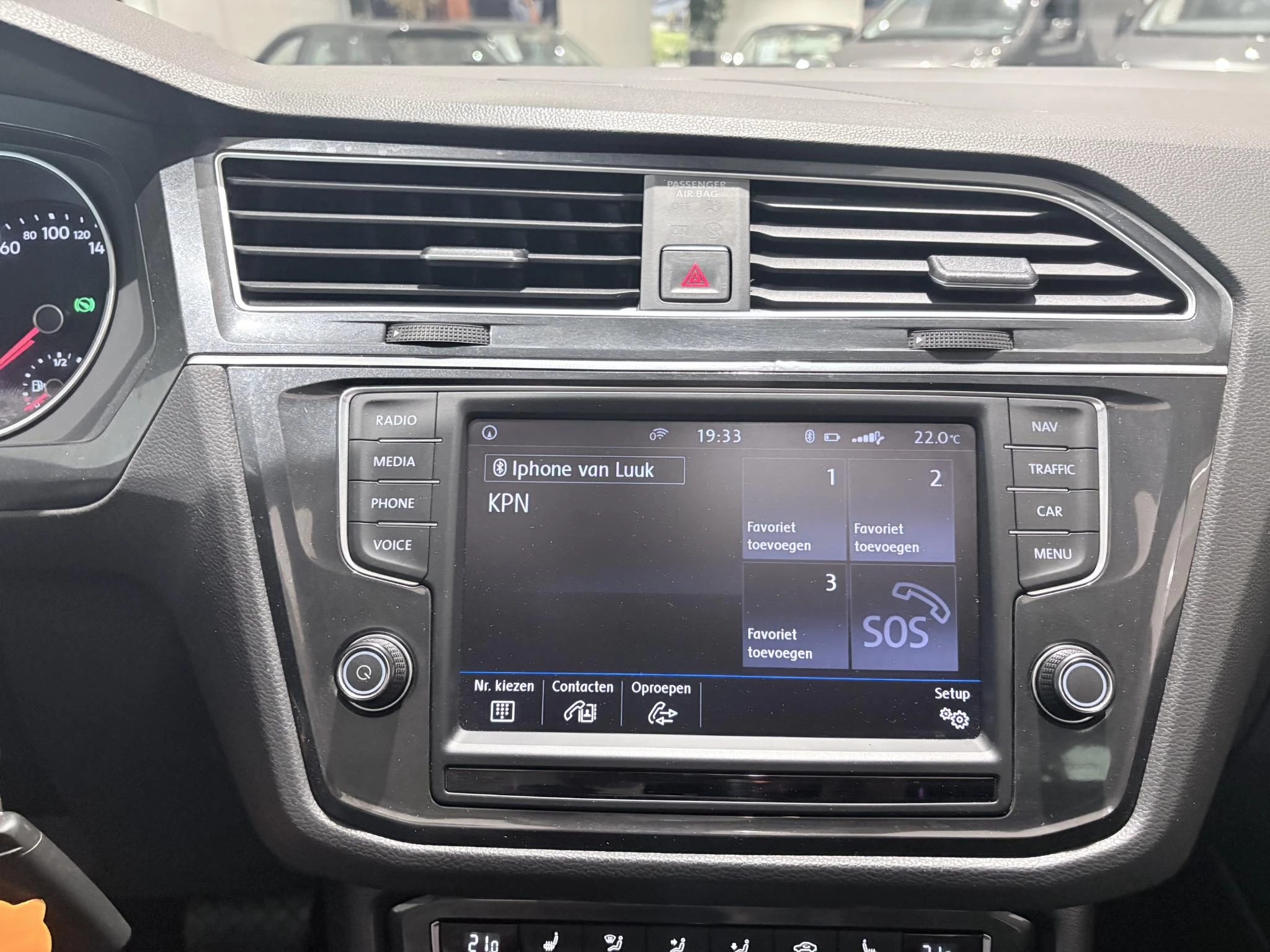 Volkswagen-Tiguan-image-21